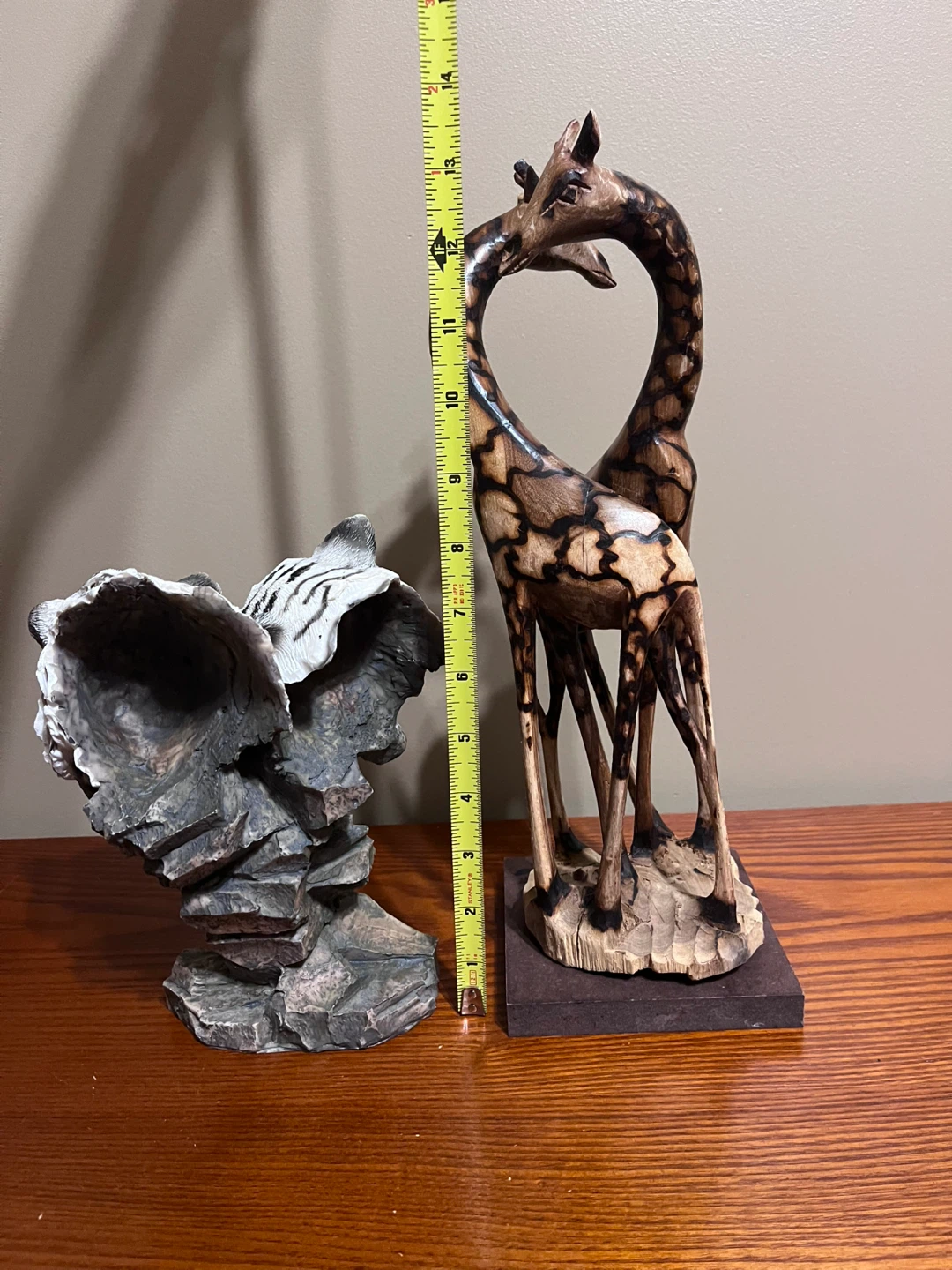 WHITE TIGER & GIRAFFE STATUES (Read description) - photo 2