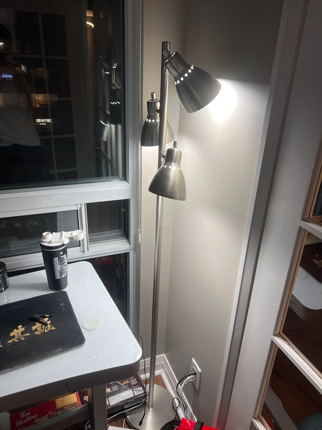 Adjustable Floor Lamp with 3 Heads