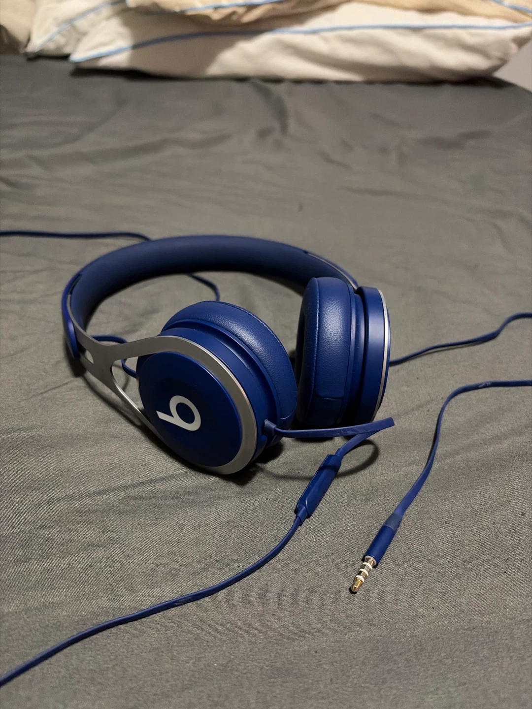 Beats Solo HD On-Ear Headphones - Blue