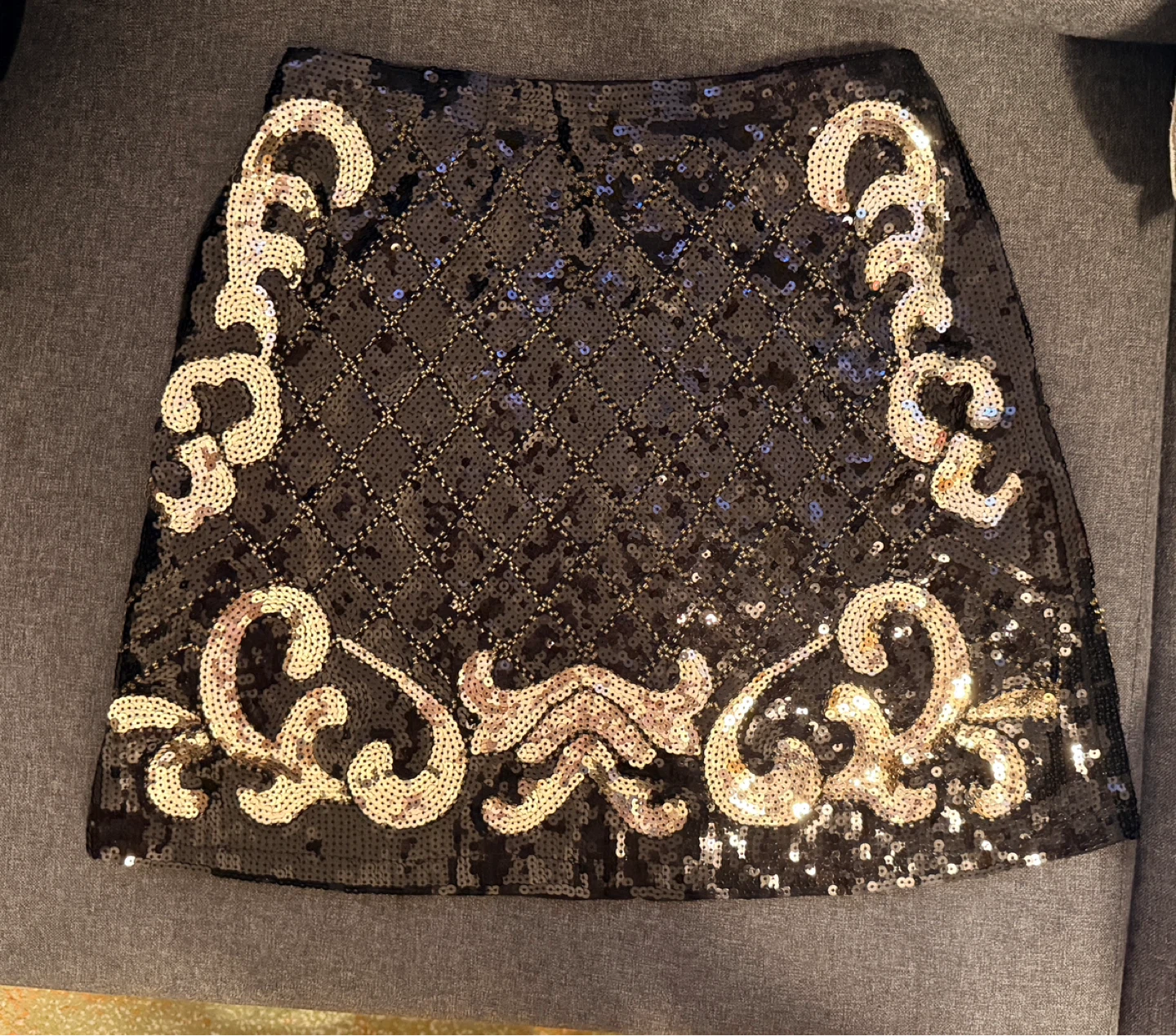 Sparkly Black and Gold Sequin Mini Skirt - photo 2