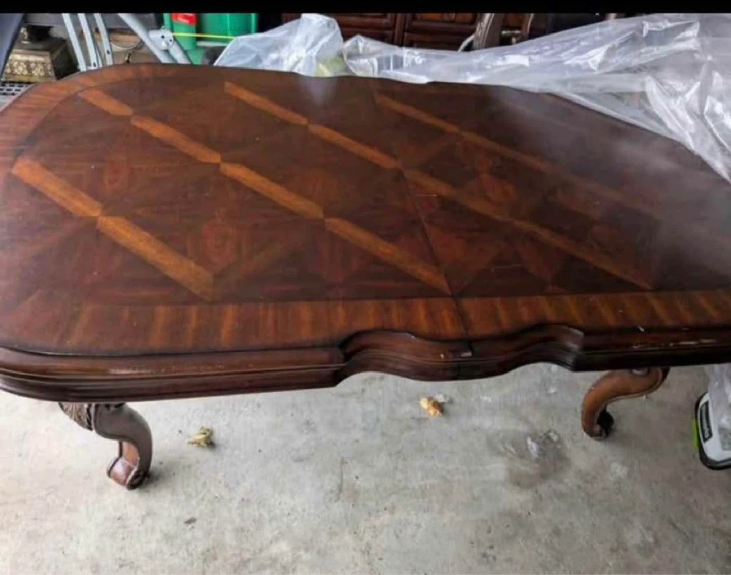 Dining table with 6 chairs