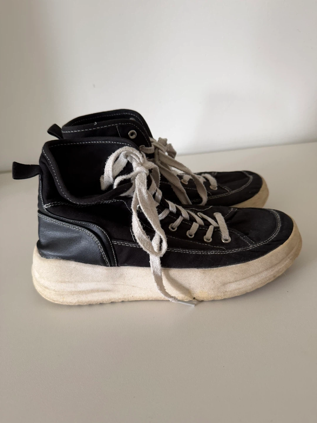 Black High Top Sneakers Shoes Girls Kids Women / US 7 - photo 4