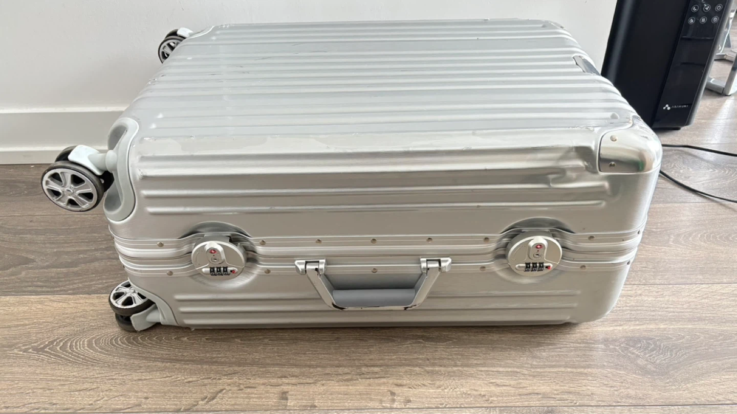 Tupperware Silver Suitcase - photo 4