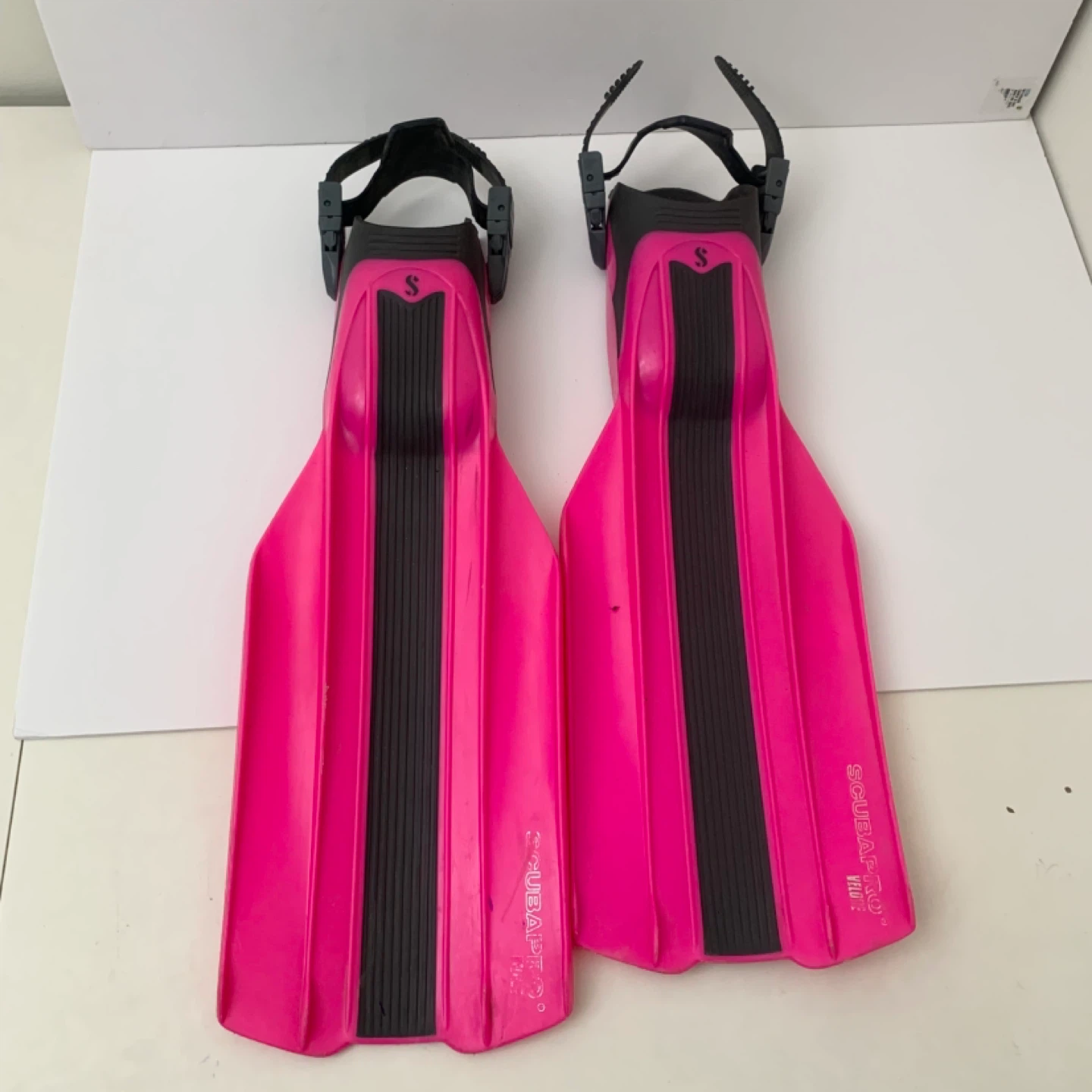 Scuba Fins Swim Snorkel Scubapro Velose Adjustable Medium Pink - photo 2
