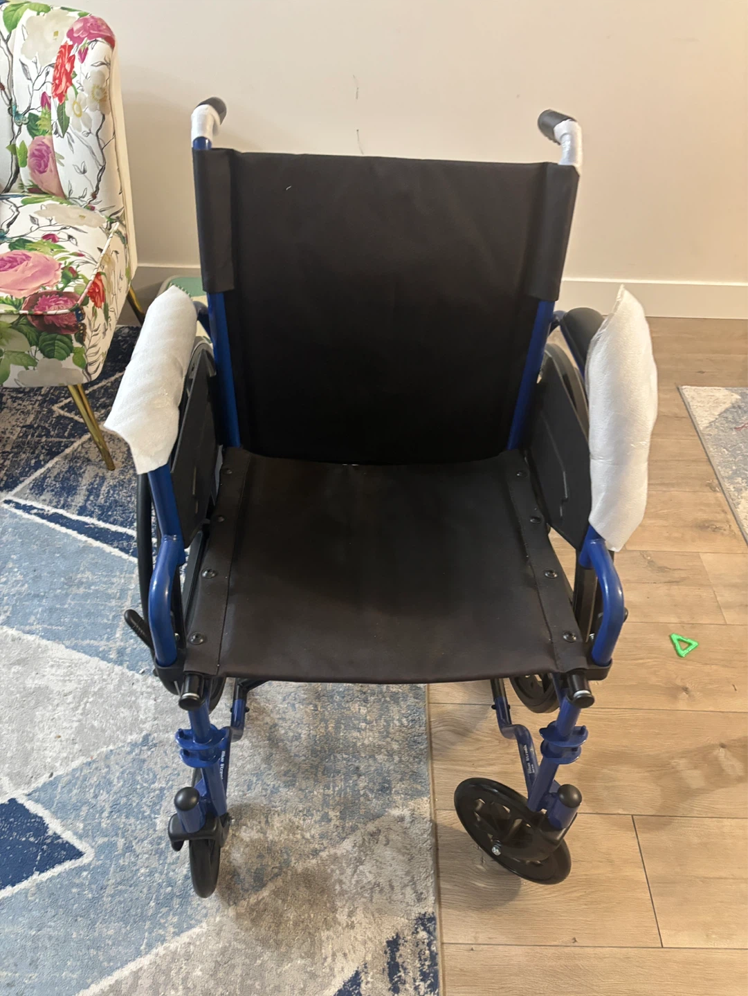Wheelchair Folding - used once
