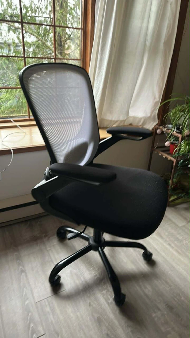 Black Mesh Back Office Chair