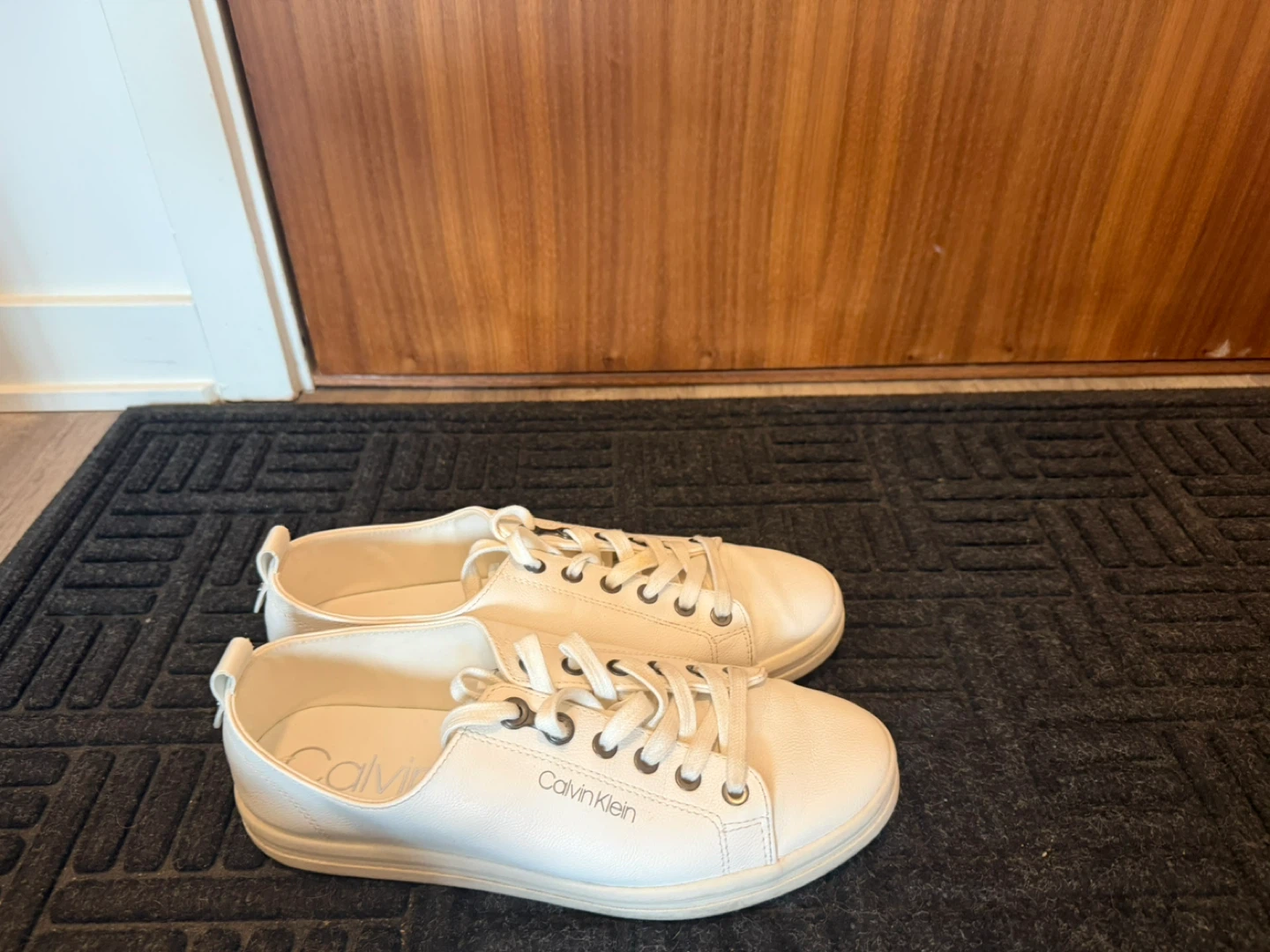 Calvin Klein White Leather Sneakers - photo 2