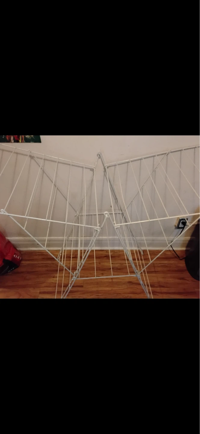 White Metal Clothes Drying Rack