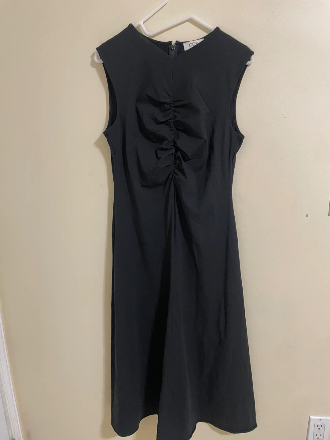 COS Black Sleeveless Ruched Midi Dress - EUR M