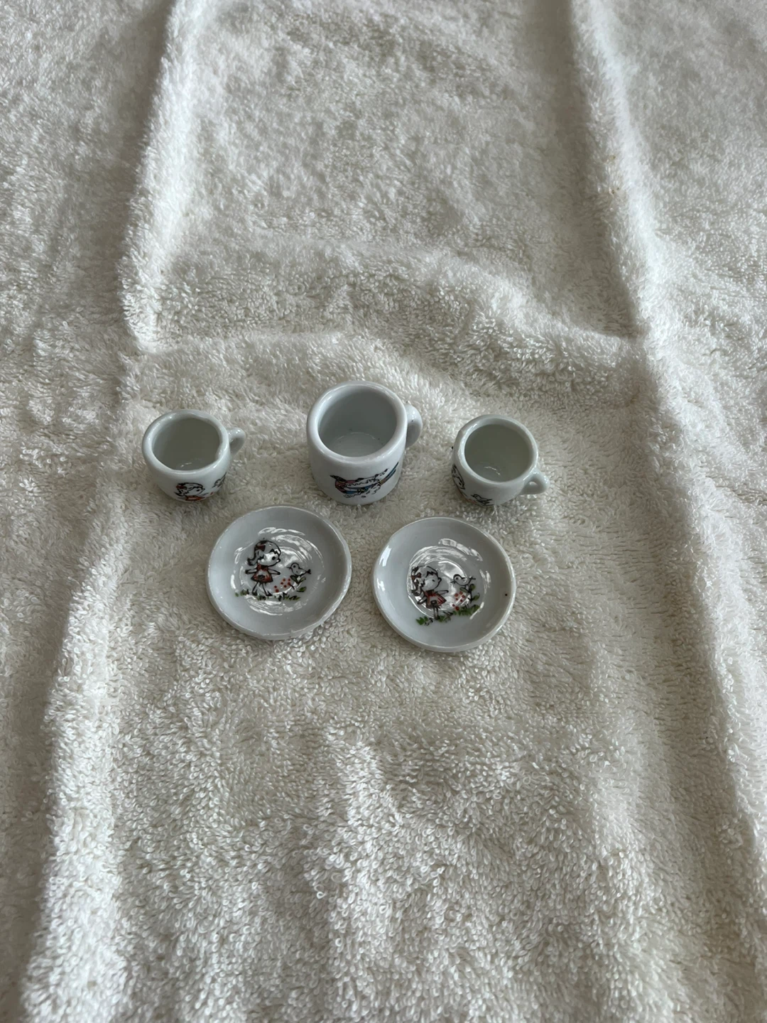 Miniature Porcelain Tea/Coffee Set - photo 2