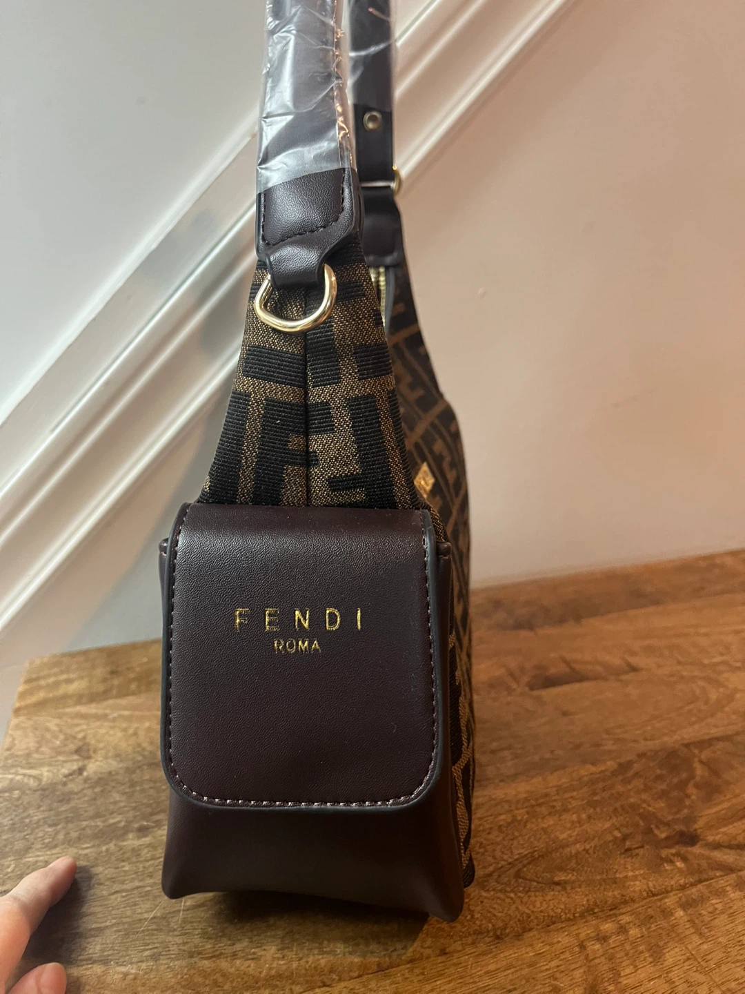 Fendi Roma Shoulder Bag - photo 3
