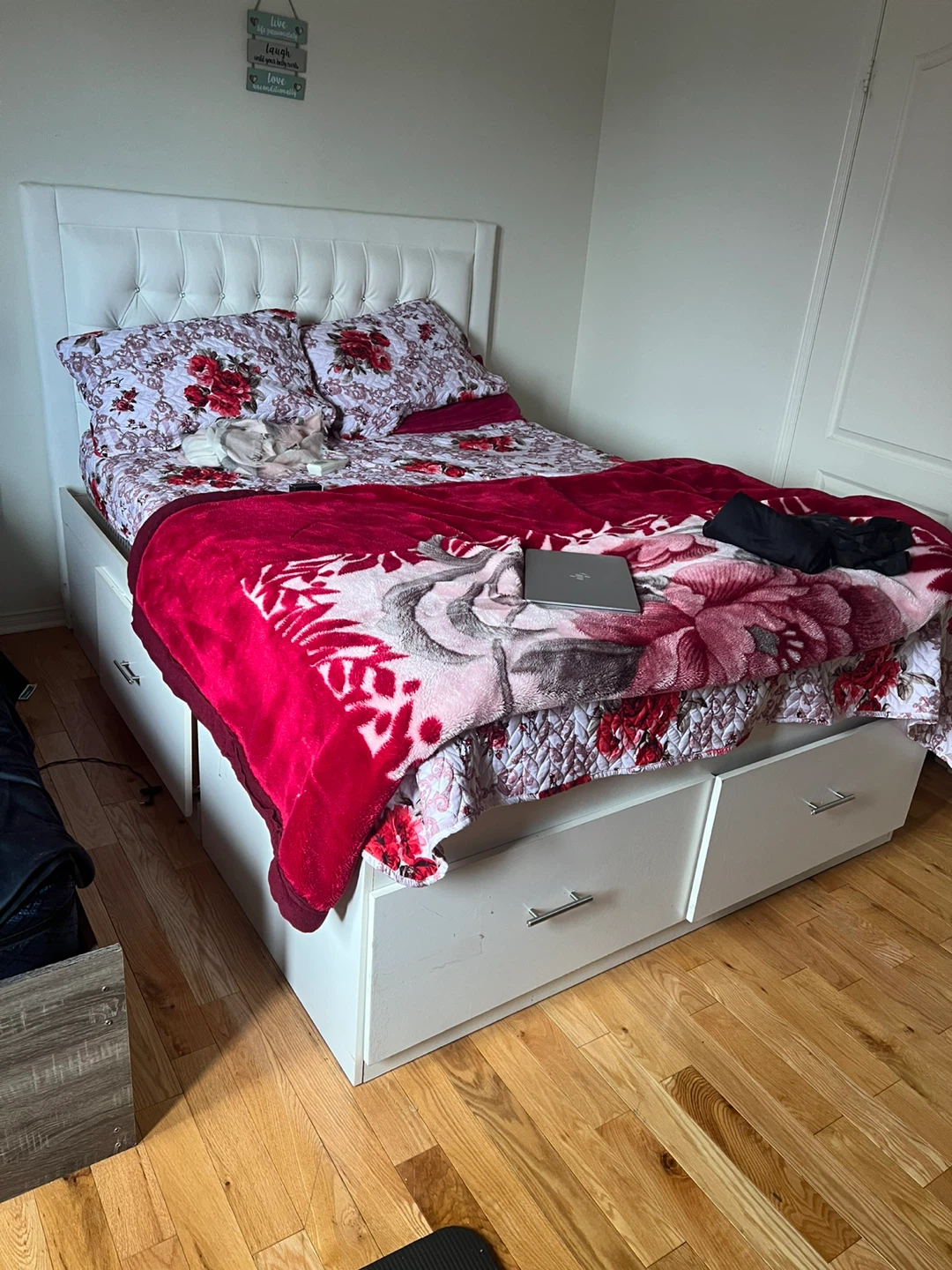 White Queen Size Bed Frame with Storage Drawers - photo 2