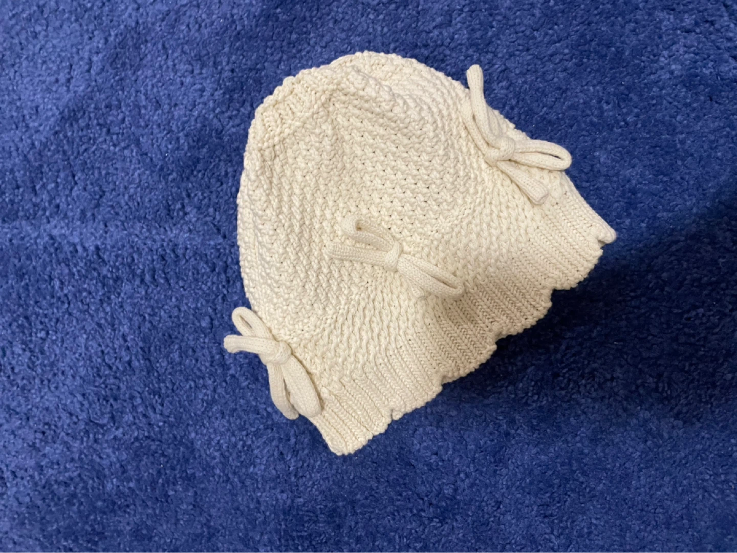 Cream knit toque