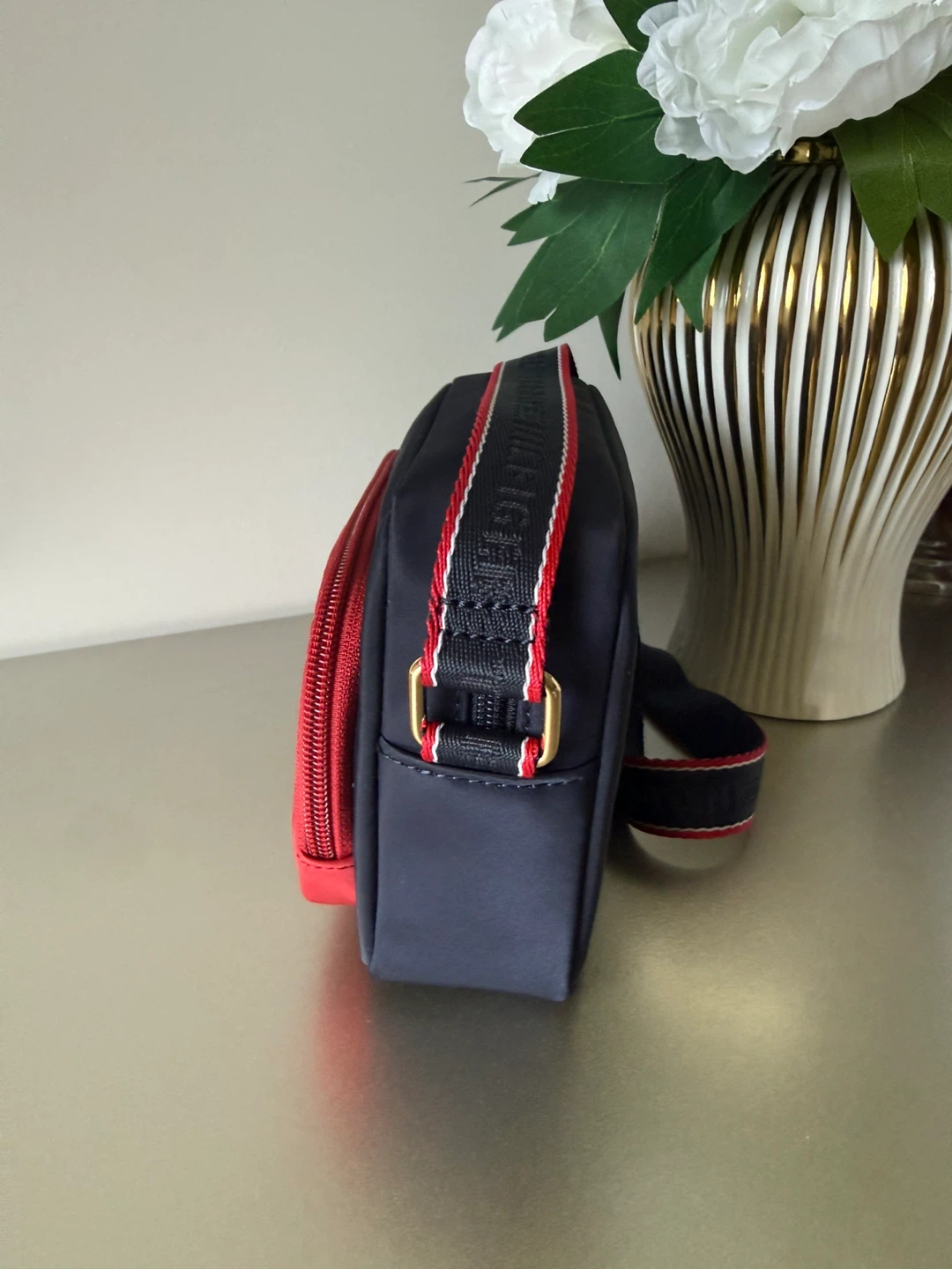Tommy Hilfiger Navy Blue and Red Crossbody Bag - photo 4