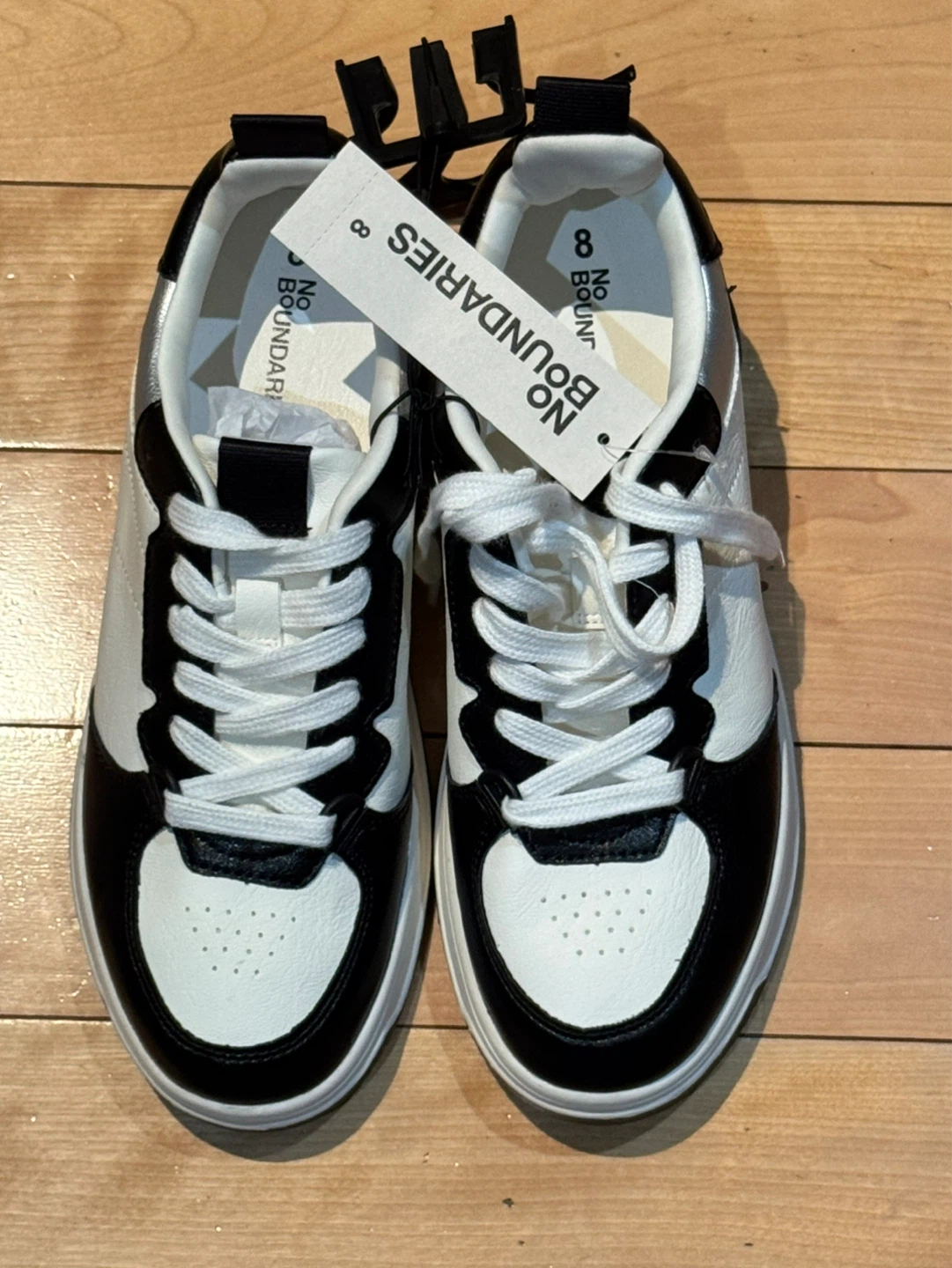 Women’s Sneakers