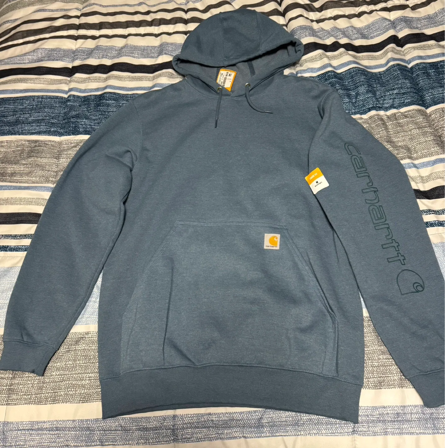 Brand new! Carhartt Hoodie size M Loose Fit