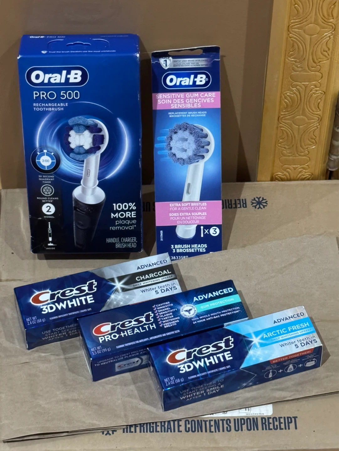 Oral-B electric toothbrush bundle with 3 replacement