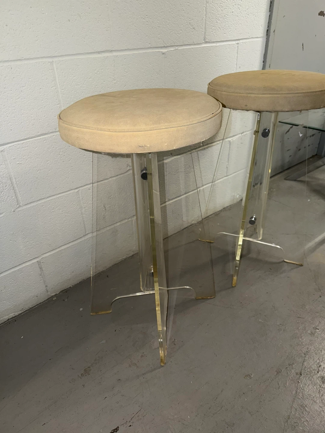 Pair of vintage lucite Bar Stools with Tan Cushions - photo 2