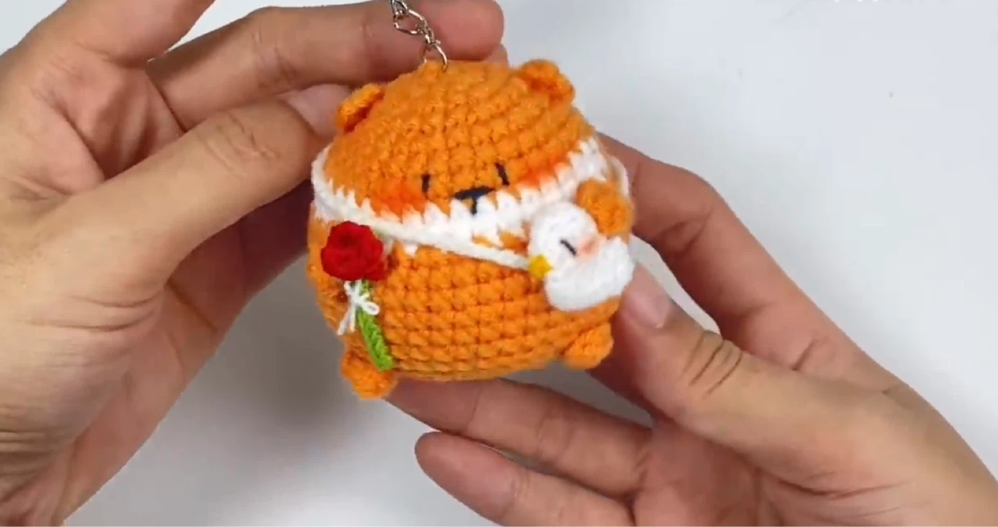 Crocheted Fox Keychain - photo 4