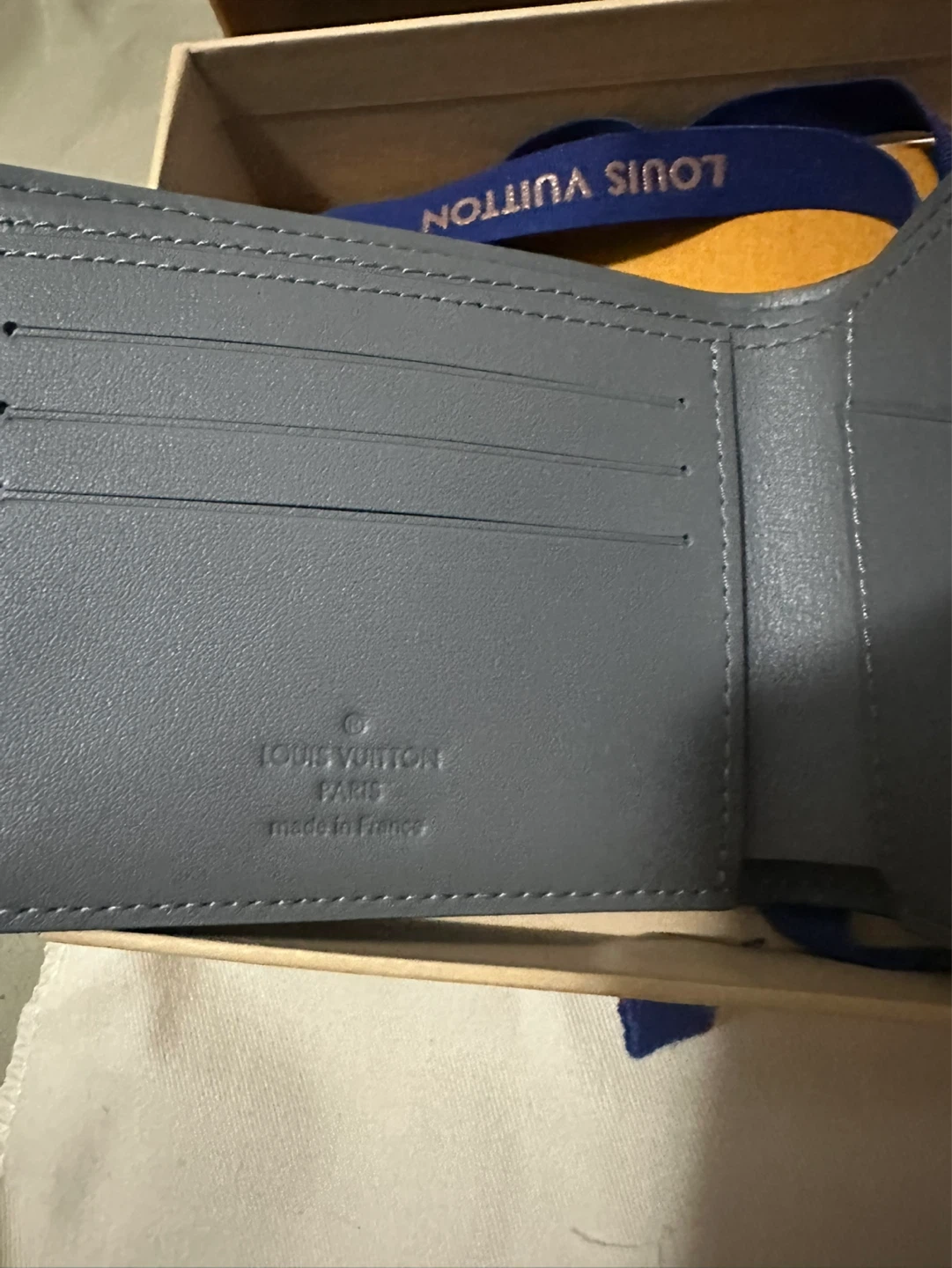 Louis Vuitton Monogram Bifold Wallet Grey - photo 3