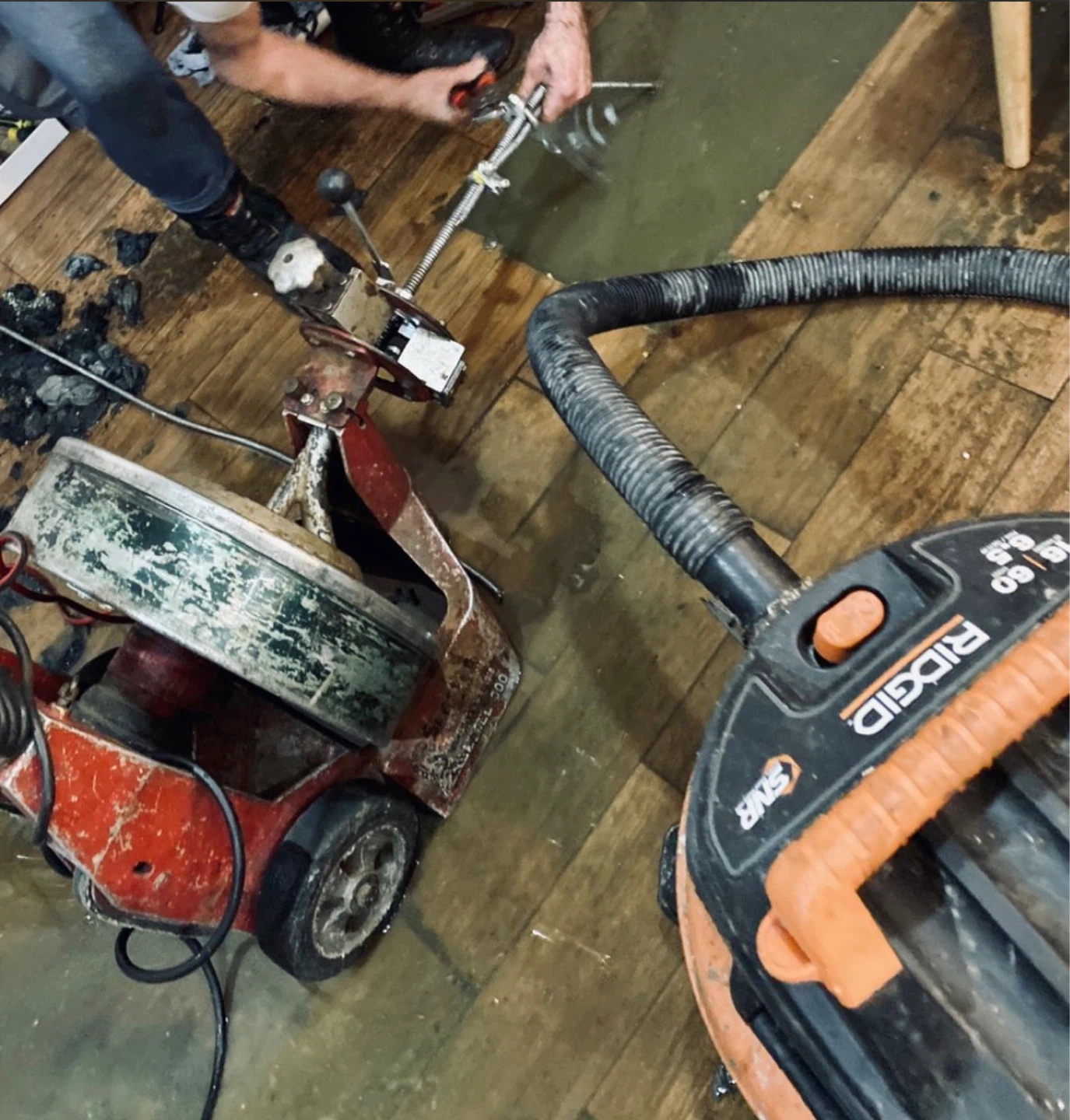 Super Sewers Drain Cleaning Specialists - photo 4
