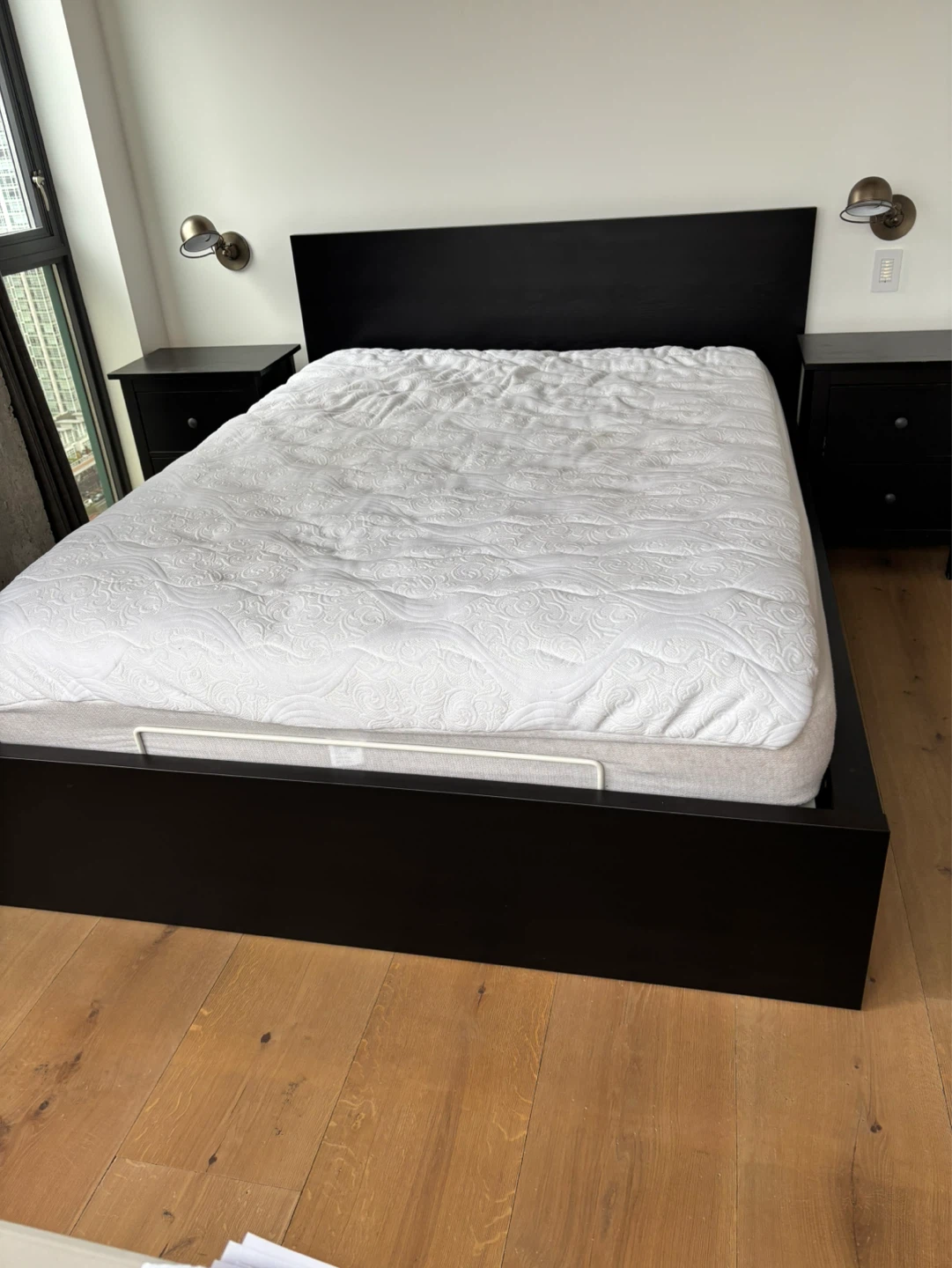 Queen size bedroom set