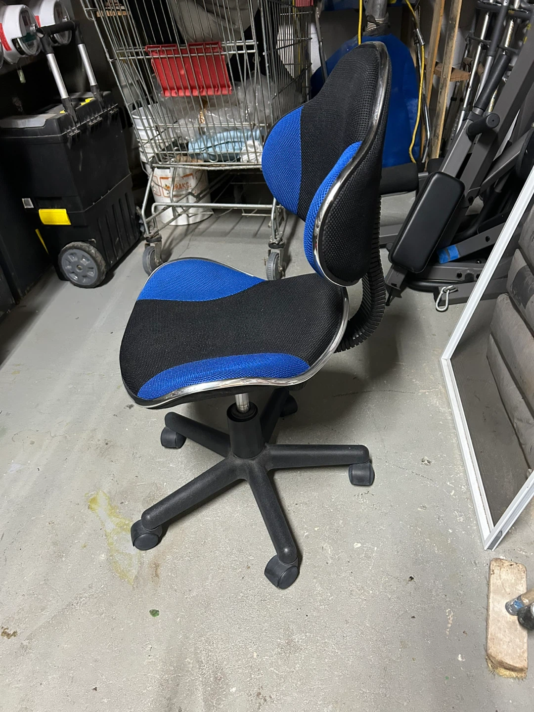 Child’s chair $10 or best offer - photo 3