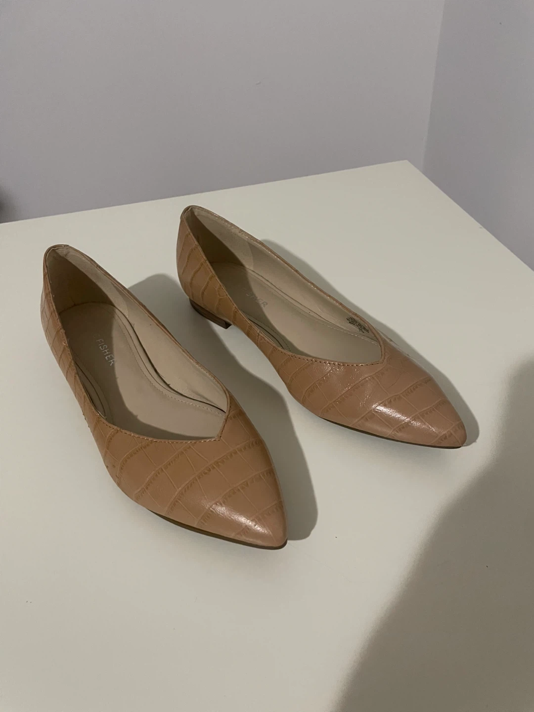 Marc Fisher Women's Tan Croc Embossed Pointed Toe Flats - Size 5 - photo 2
