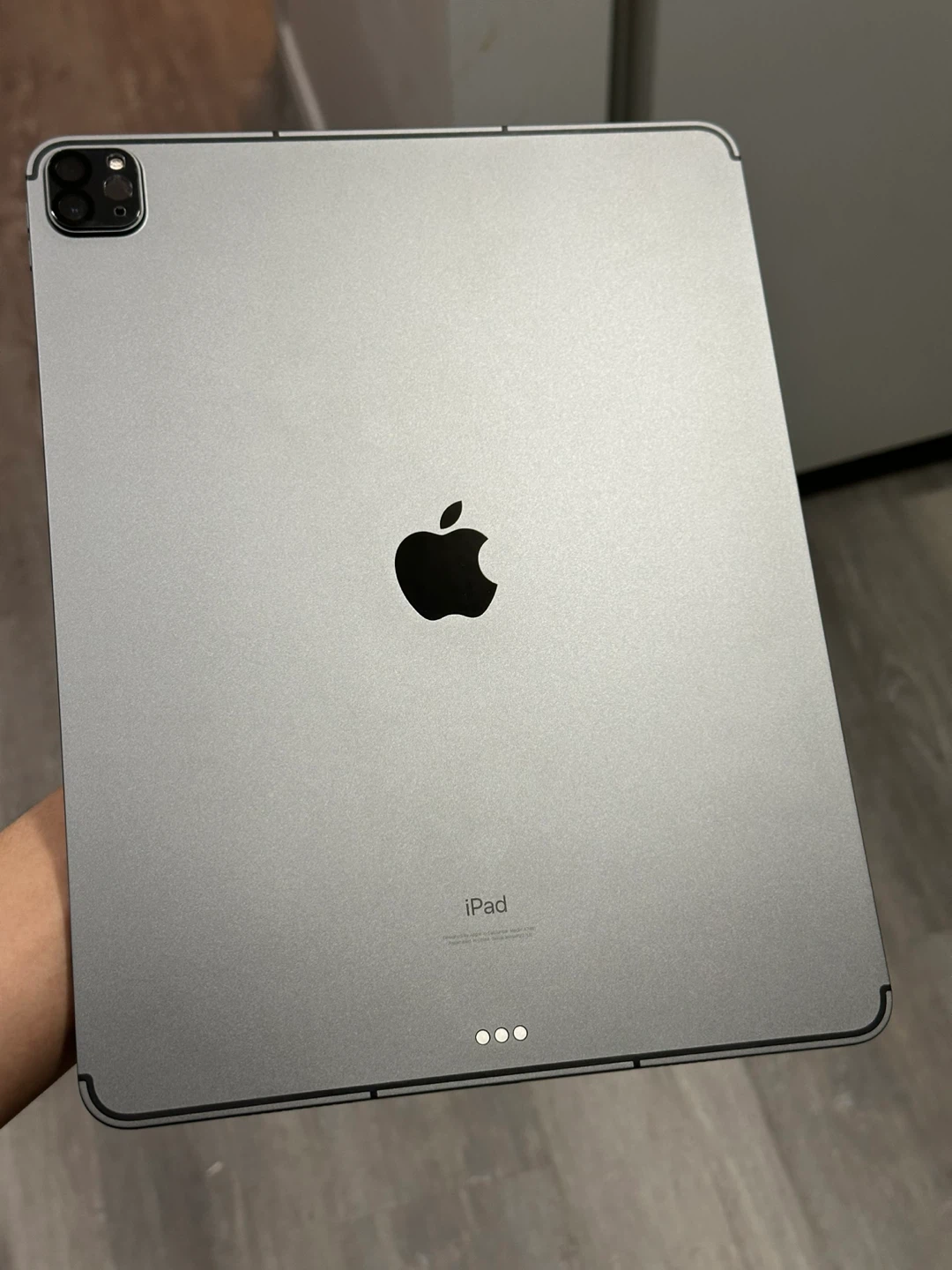 Apple iPad Pro (5th Gen) 12.9" 512GB - Space Grey
