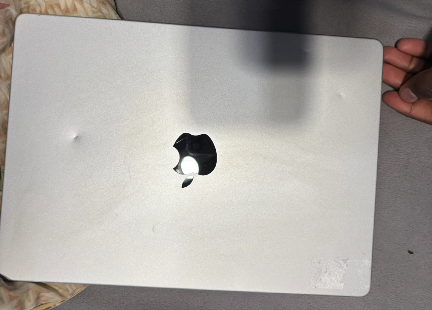 Apple MacBook Pro 14-inch  2023 mdm locked