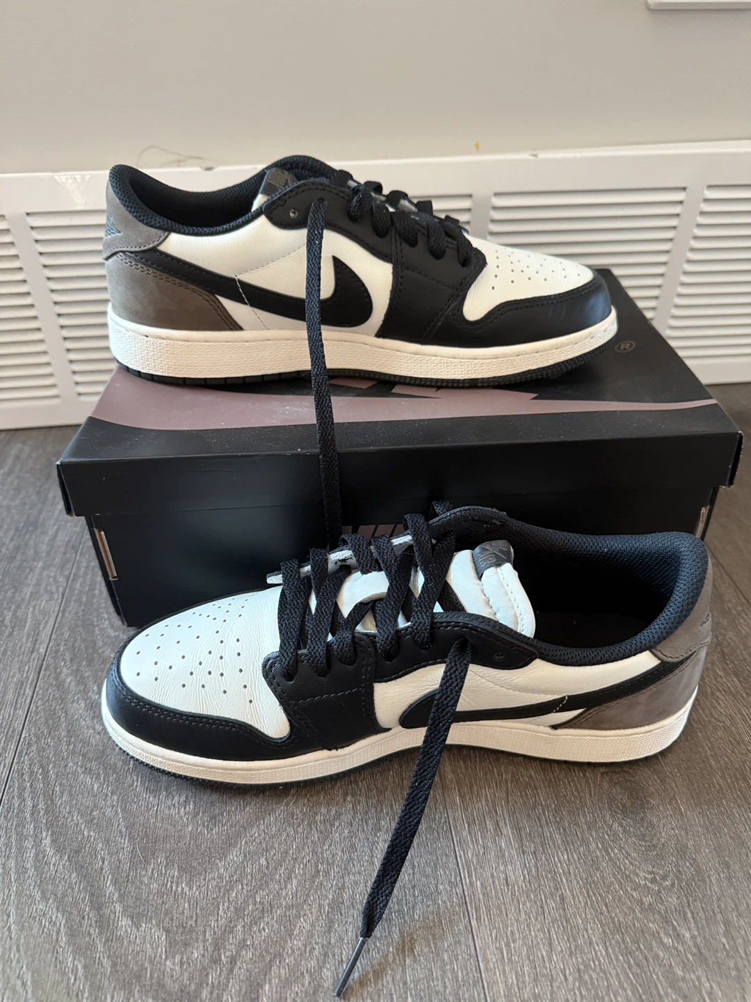 Jordan 1 Retro Low OG (GS) - photo 4