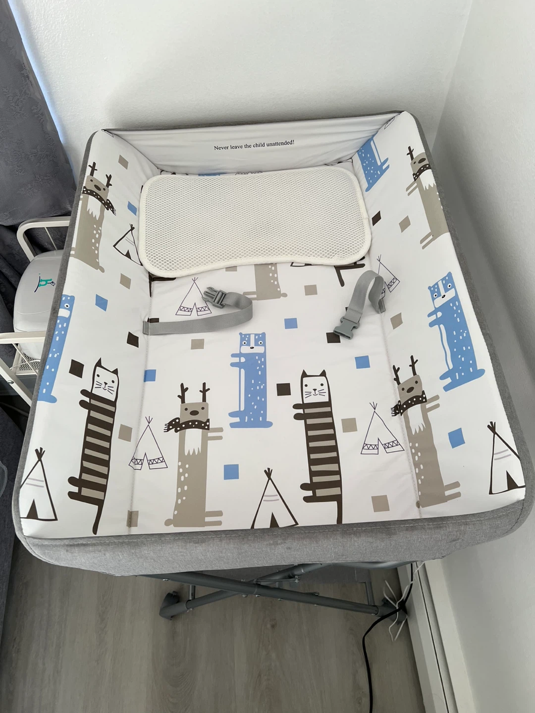 Maydolly Baby Changing Table with Wheels - photo 3