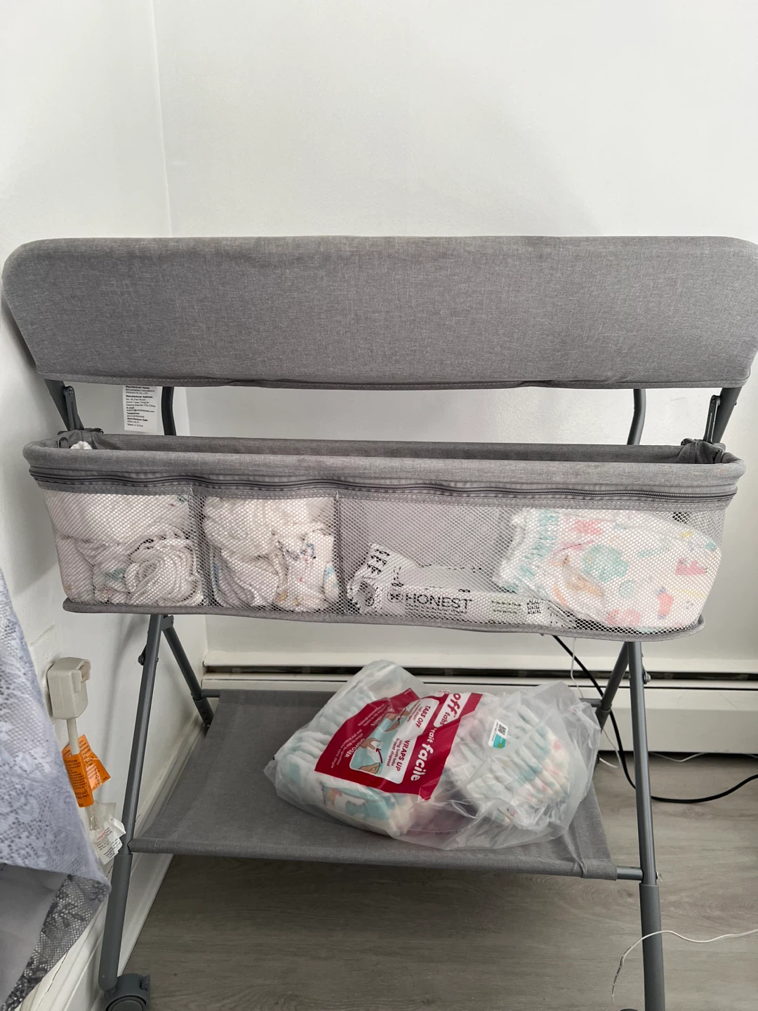 Maydolly Baby Changing Table with Wheels - photo 2