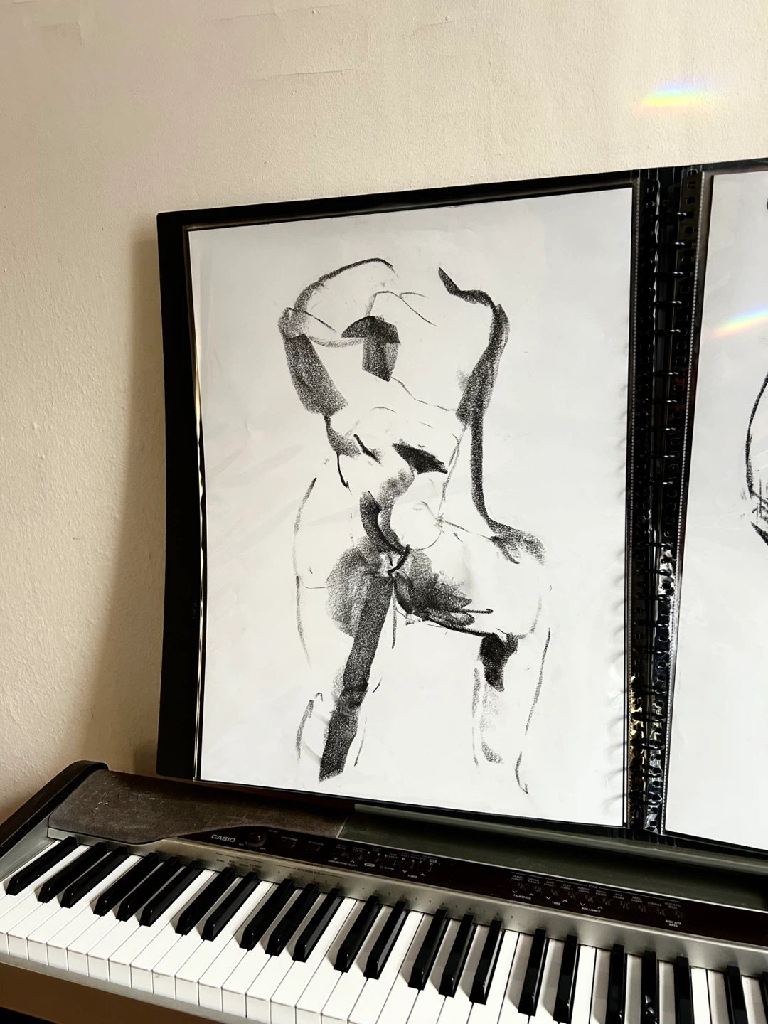 Female Figure Study - Original Charcoal Drawing - 18x24 🌱 - photo 2