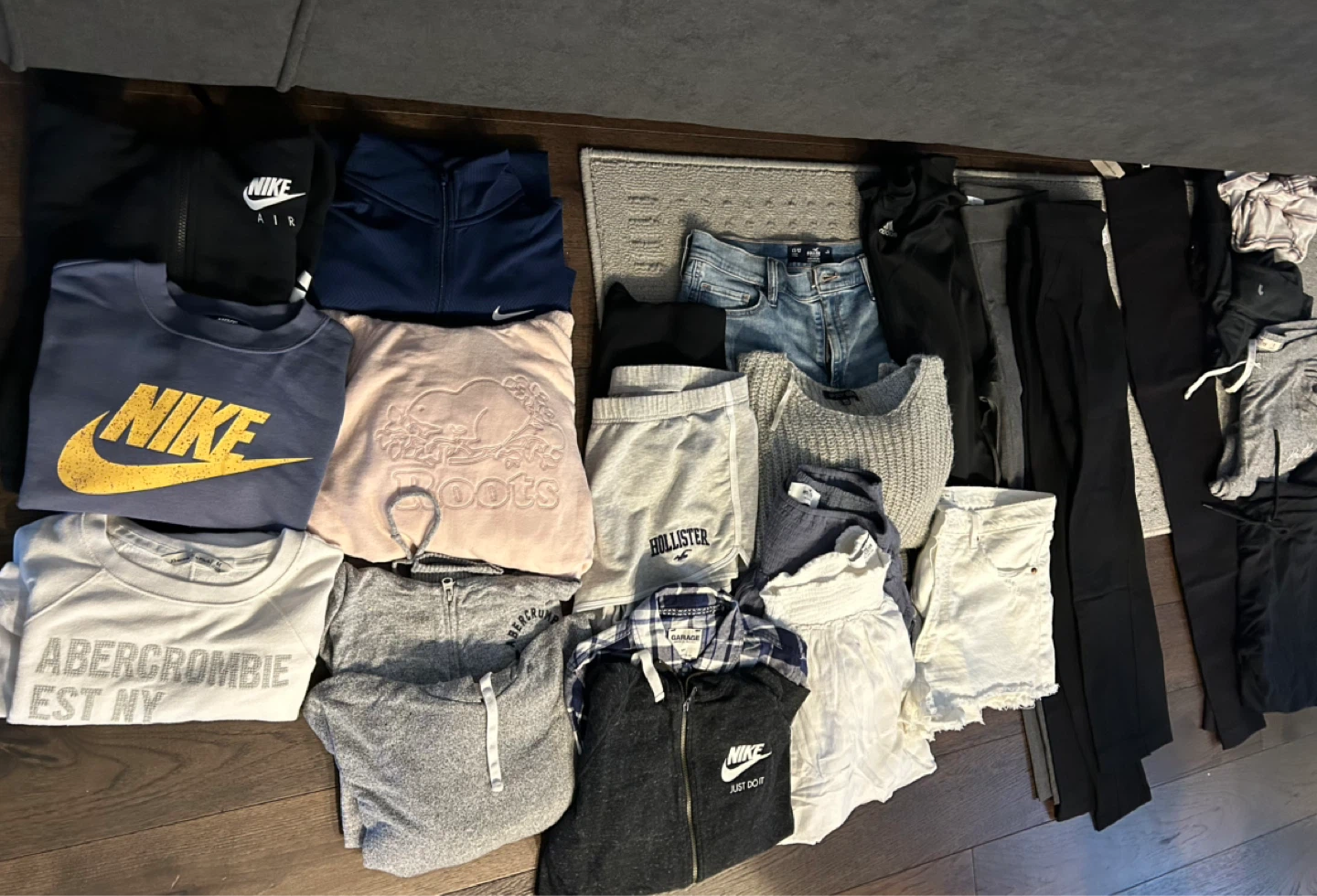 23 pcs Women's  Bundle