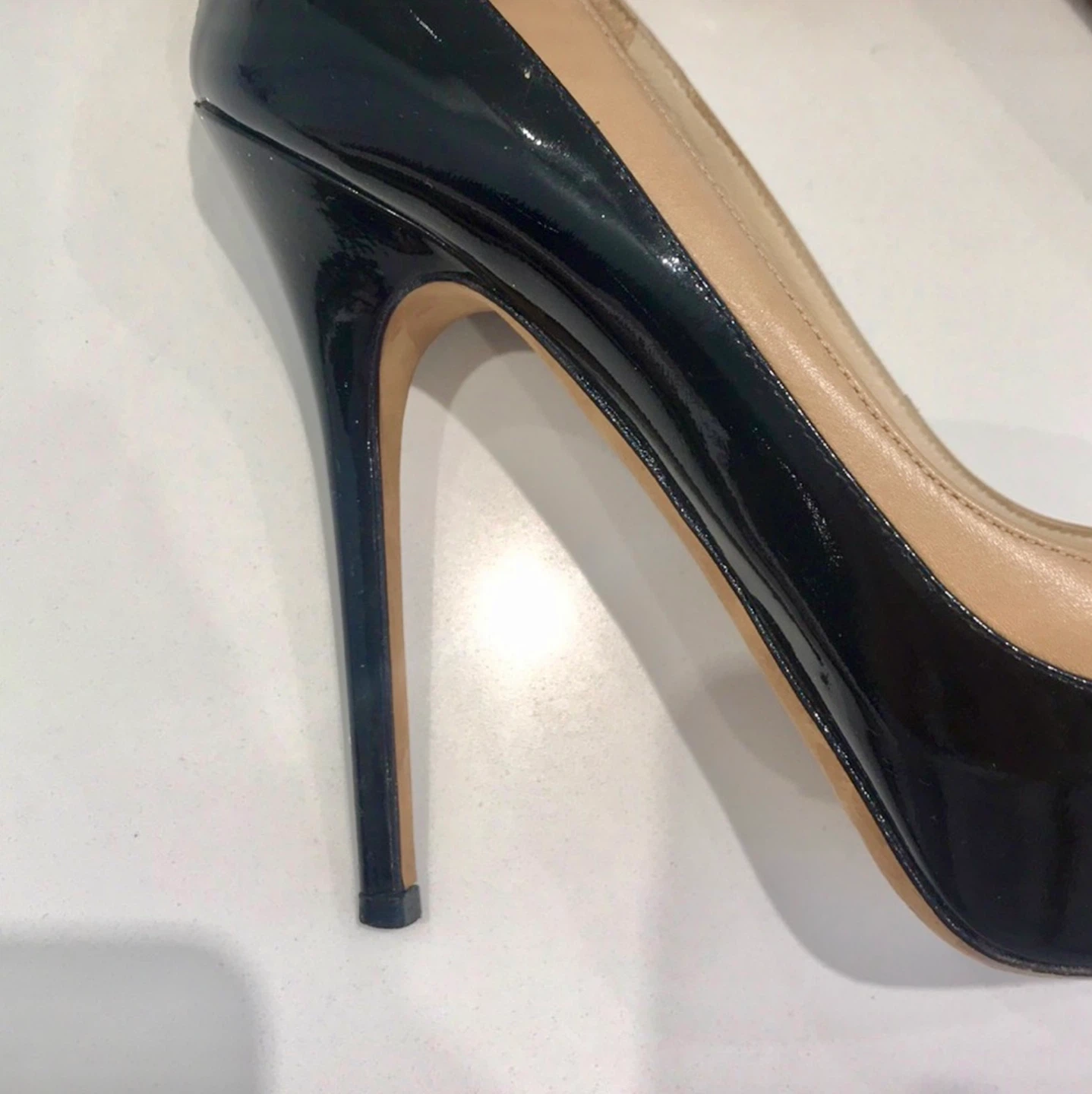 Jimmy Choo Black & Nude Patent Leather Platform Heels Size 37 - photo 5