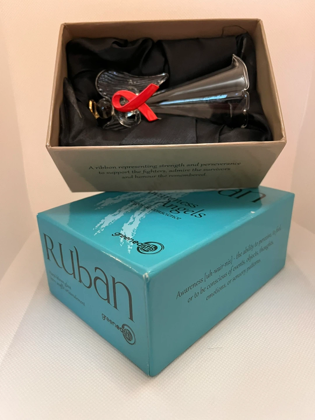 🌱BNIB🌱 GreenEarth Ruban Awareness Angel Figurine