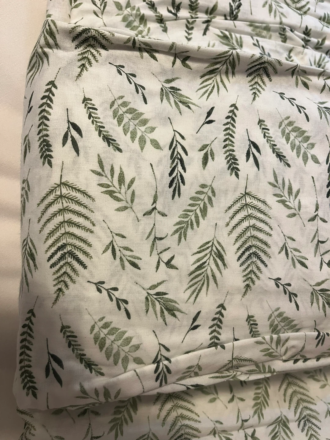 🌱 Brand New 🌱 Leaf Pattern King Sheet Set - photo 2
