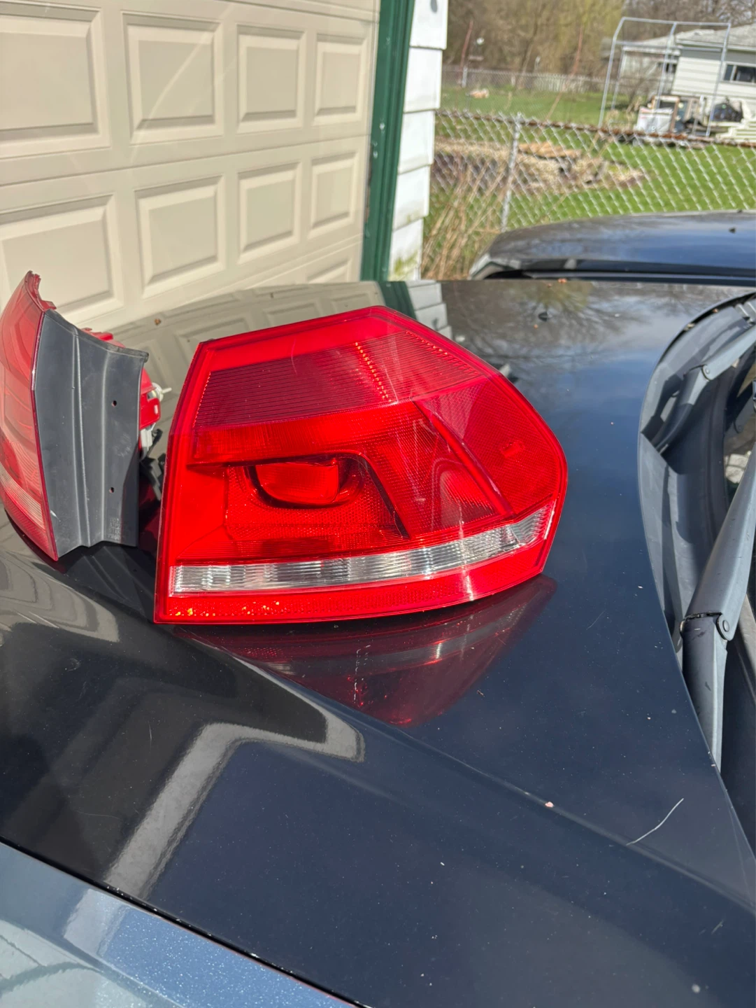 2014 Volkswagen Passat tail lights