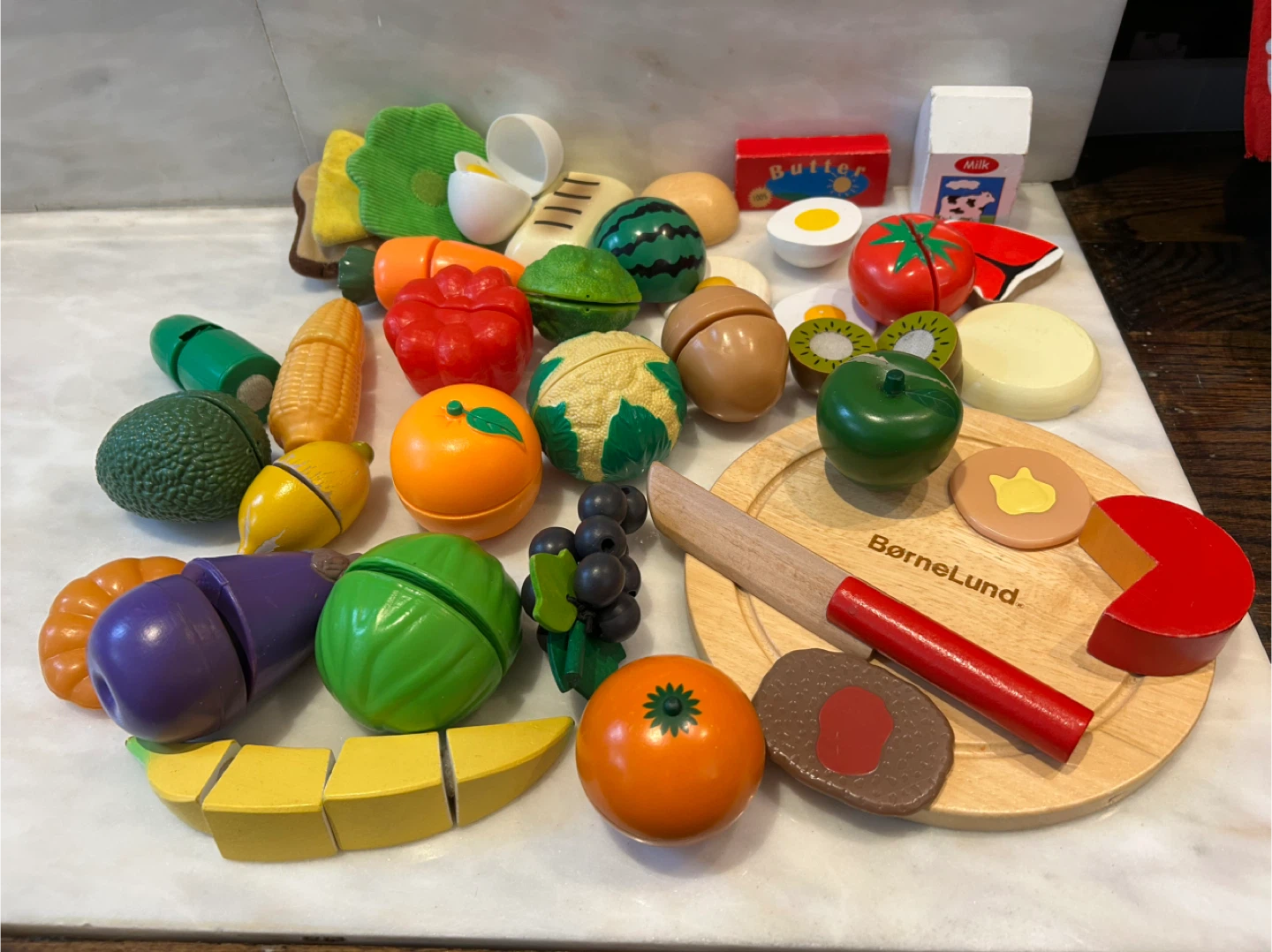 Play kitchen package (kitchen/cookware/food) - photo 2