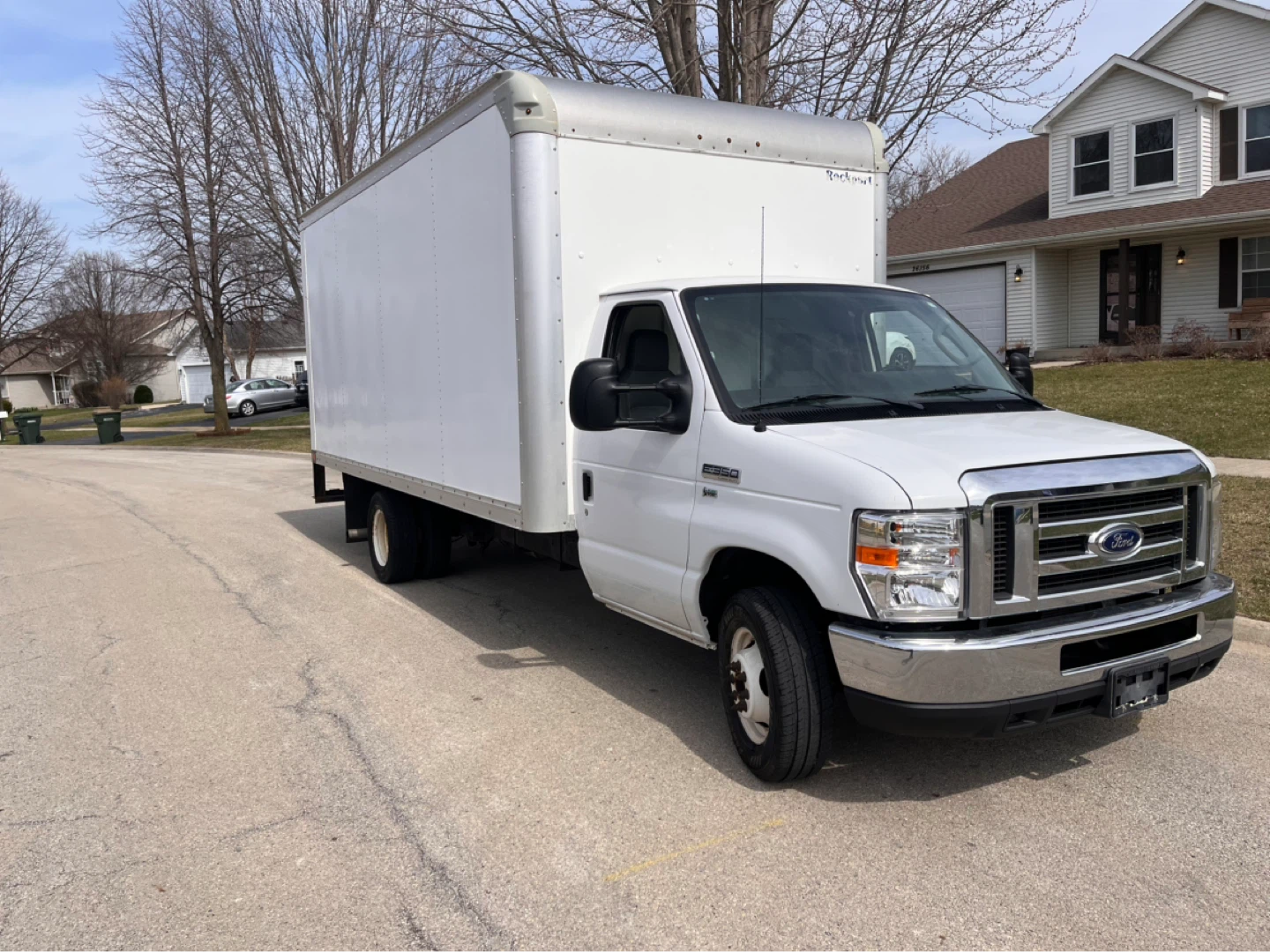 2018  Ford E-Series Box Truck