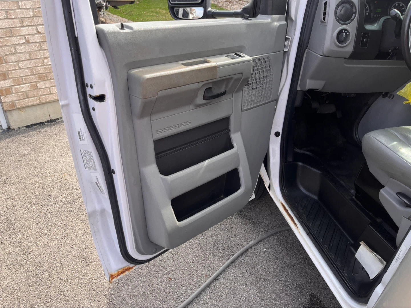 2018  Ford E-Series Box Truck - photo 5