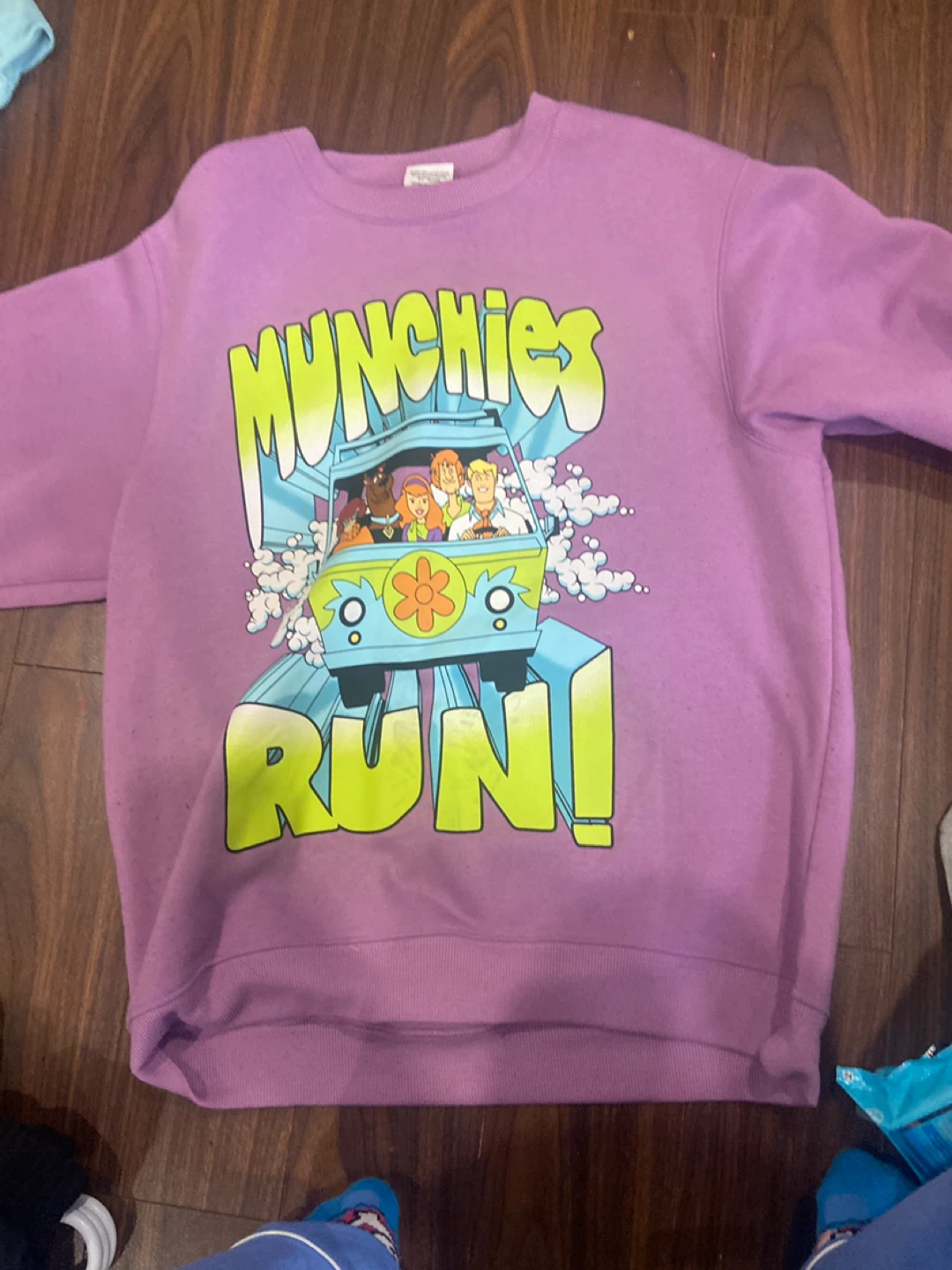 Scooby-Doo "Munchies Run!" Crewneck Sweater S/P