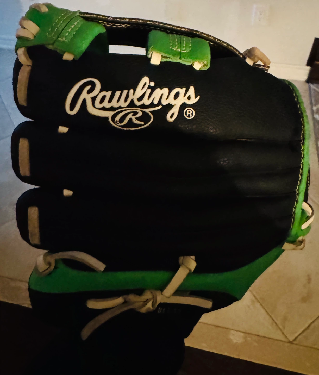 Rawlings Players Series PL110LG 11 Inch Baseball Glove - photo 2