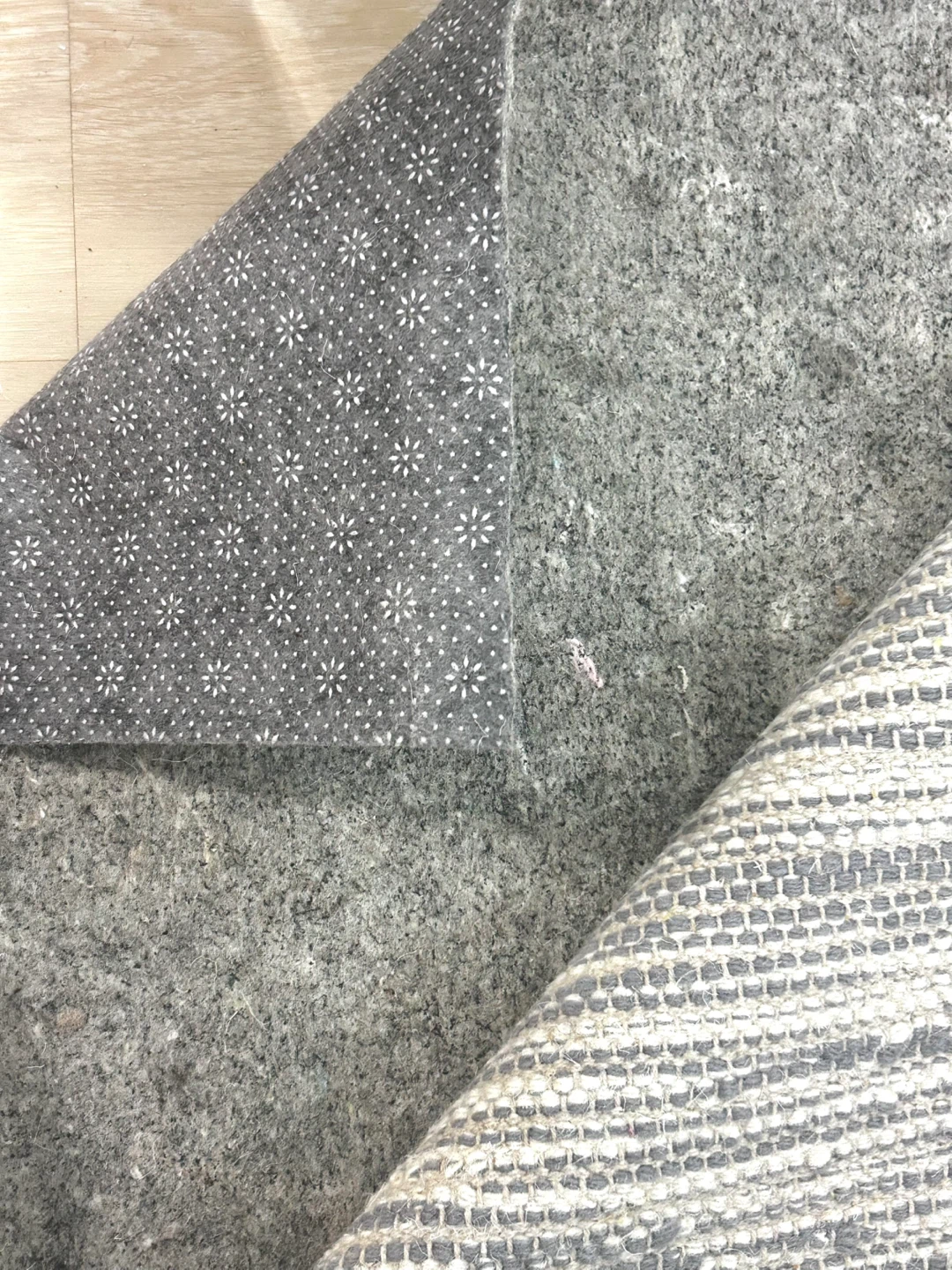 Handmade 6x6” area rug with premium non slip pad - photo 4