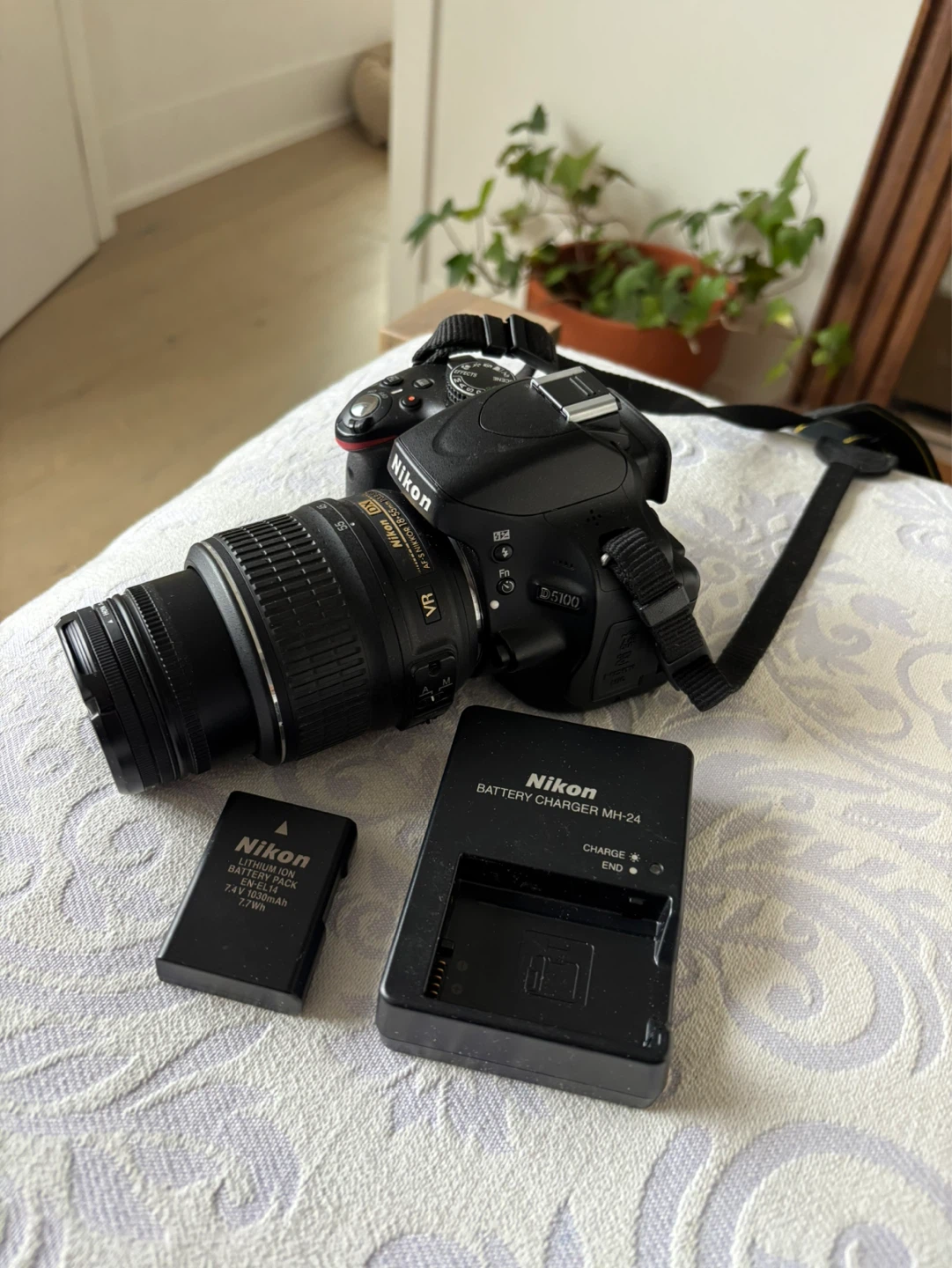 Nikon D5100 DSLR Camera with 18-55mm VR Lens Kit