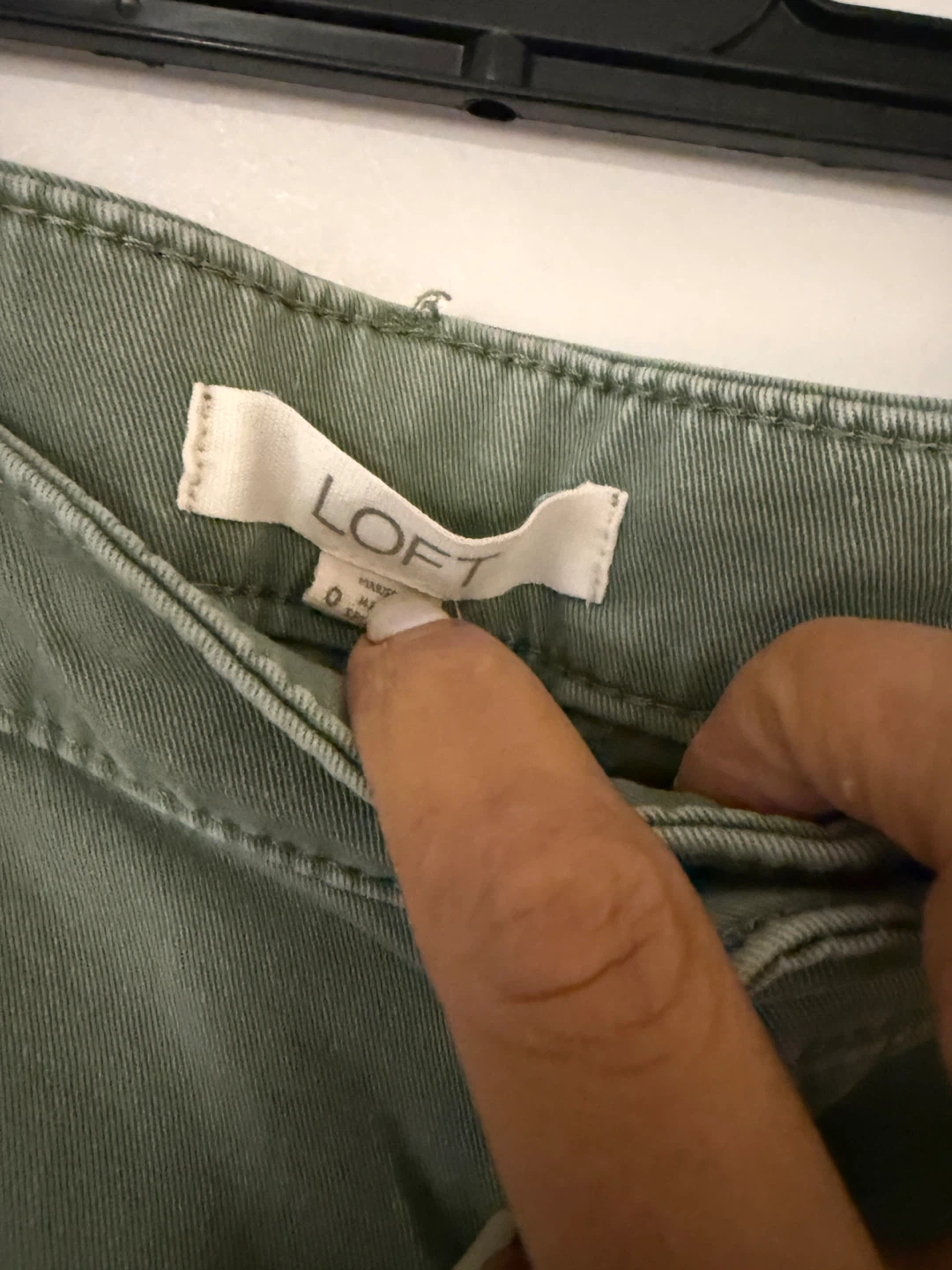 Loft Khaki Chino Pants Size 0 - photo 3