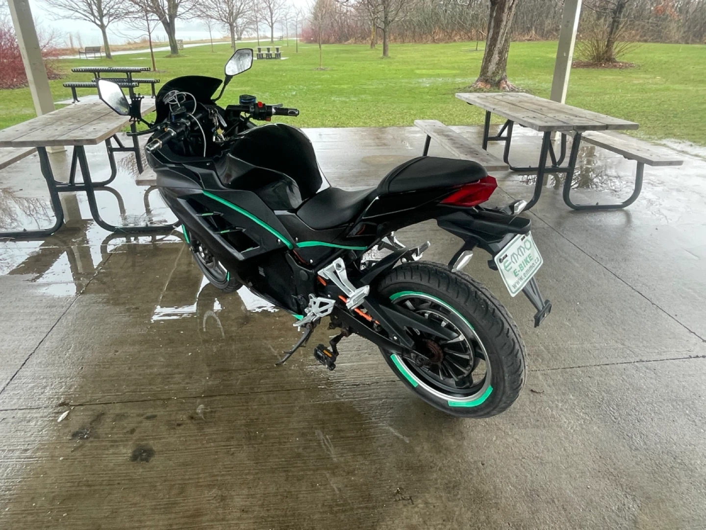 Black Electric Sport Bike - photo 4