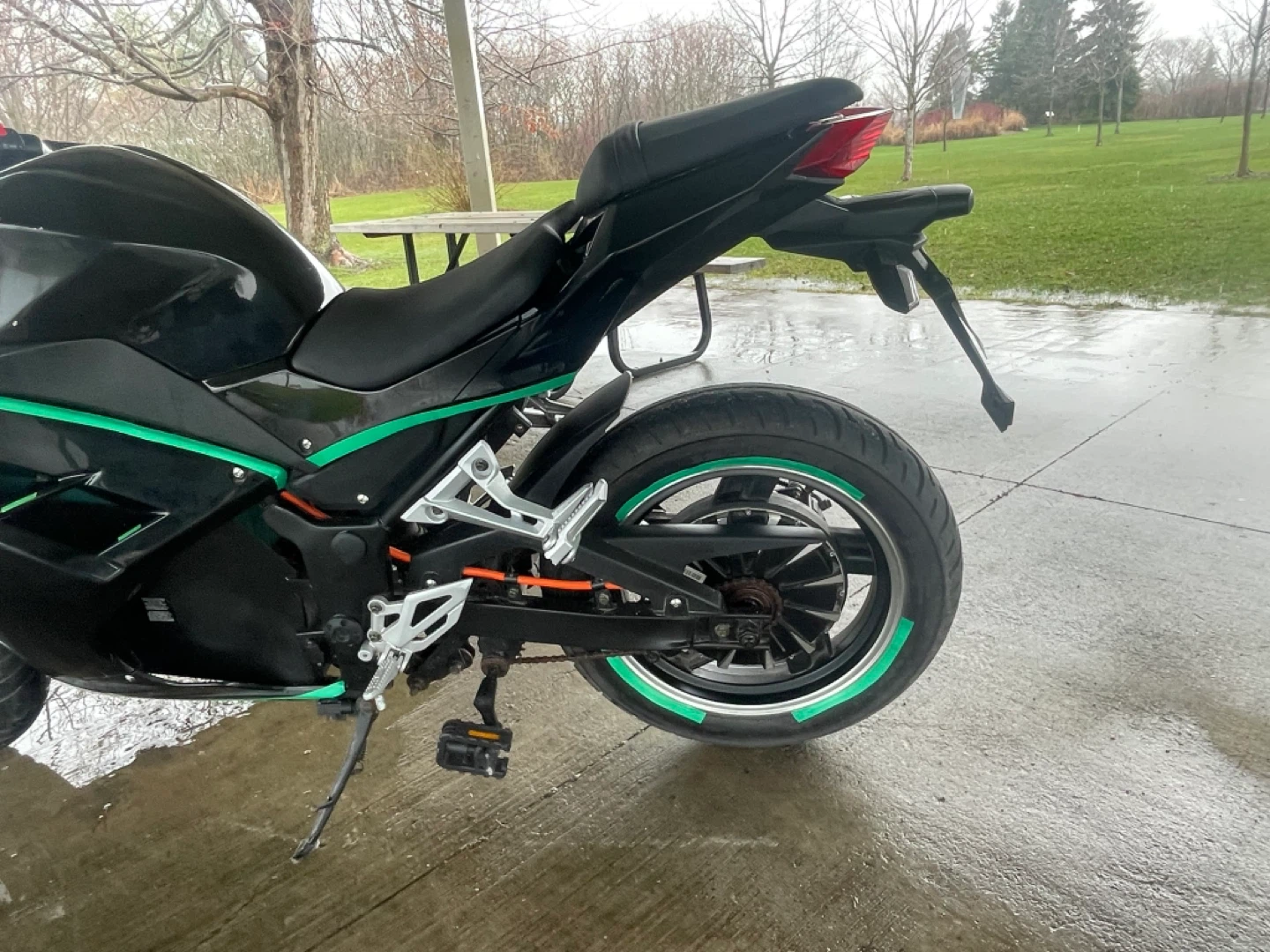 Black Electric Sport Bike - photo 5