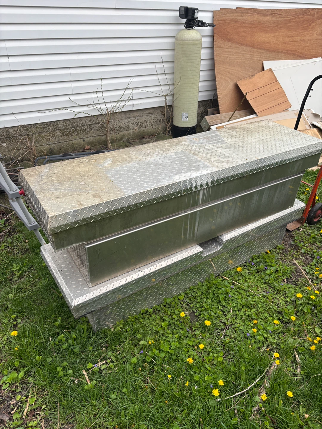 Diamond Plate Aluminum Truck Tool Box